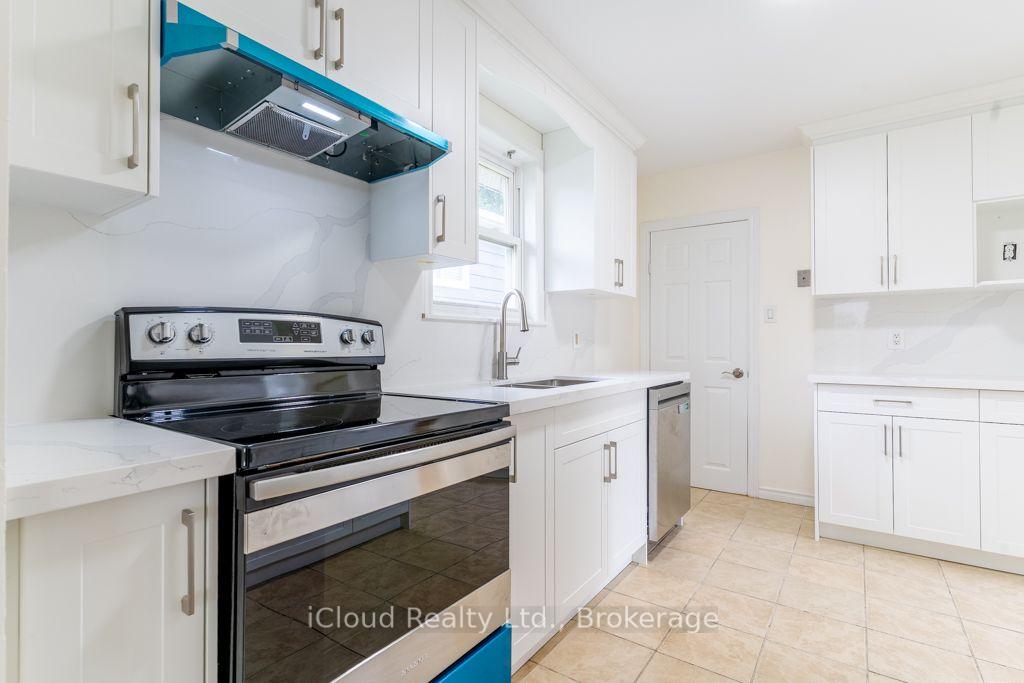 Photo 10 of 229 Cook Street, Barrie, Grove East — HOMEH