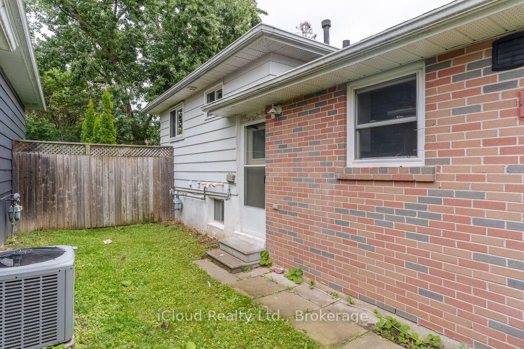 Photo 21 of 229 Cook Street, Barrie, Grove East — HOMEH