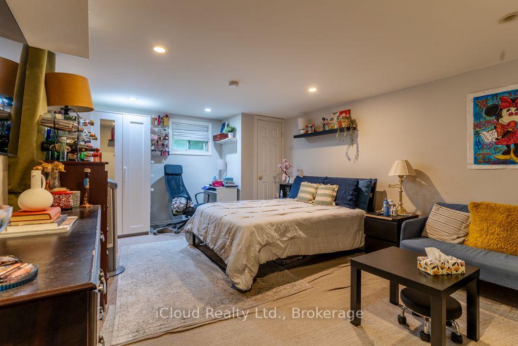 Photo 23 of 229 Cook Street, Barrie, Grove East — HOMEH