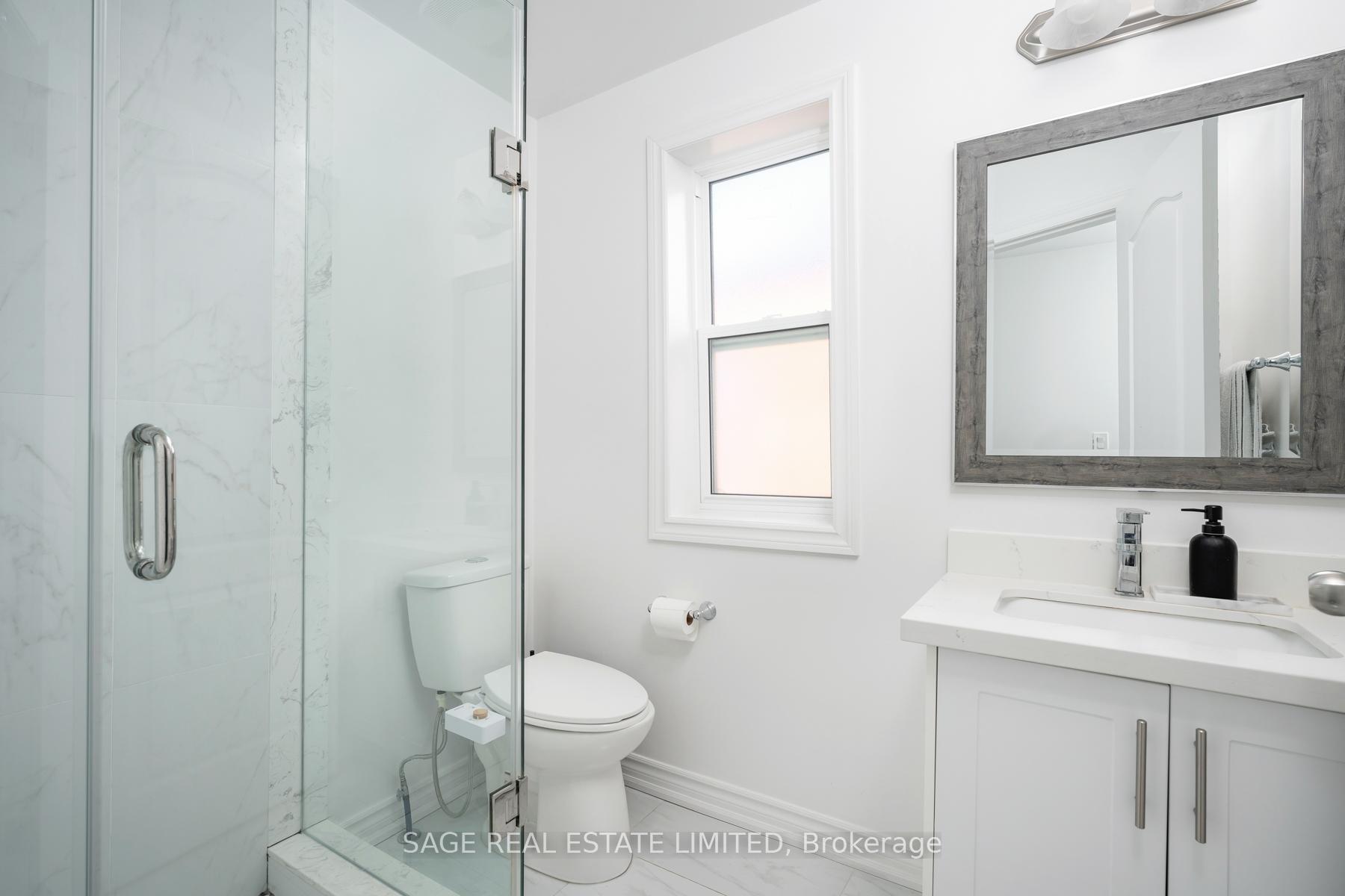 Photo 22 of 28 Macklem Avenue, Toronto, Little Portugal — HOMEH