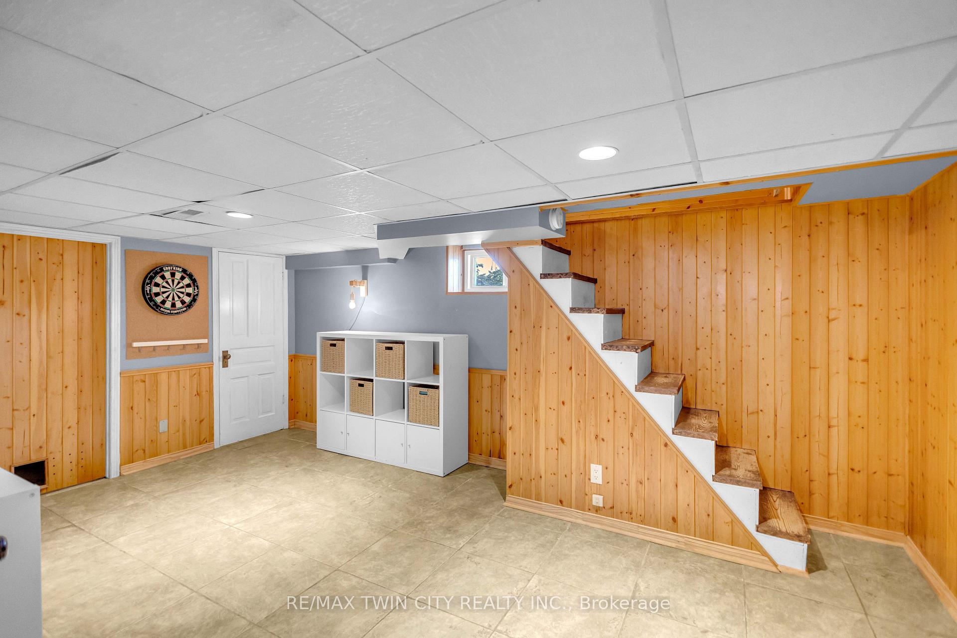 Photo 28 of 17 Alexander Avenue, Brant, Paris — HOMEH