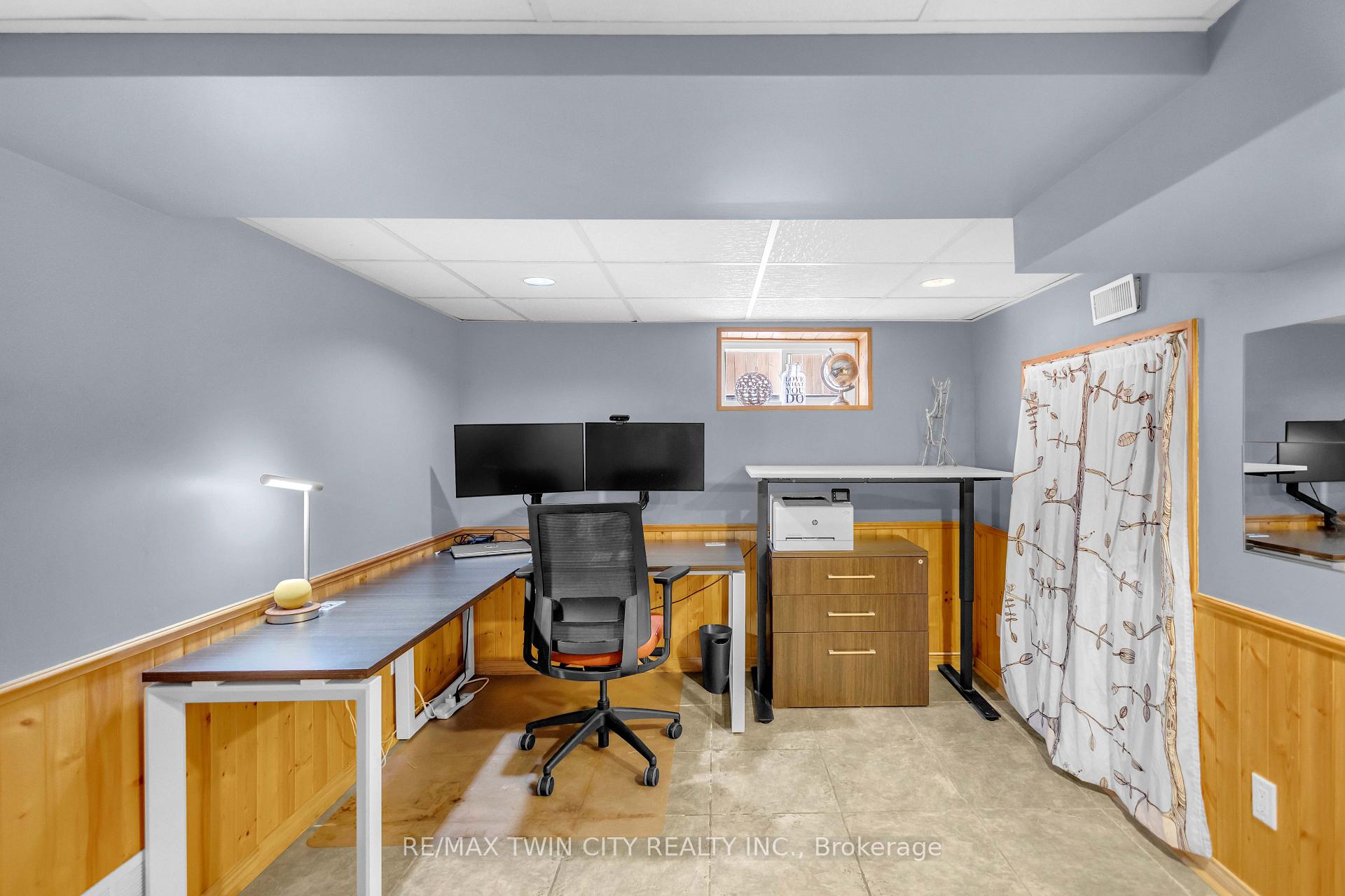 Photo 30 of 17 Alexander Avenue, Brant, Paris — HOMEH