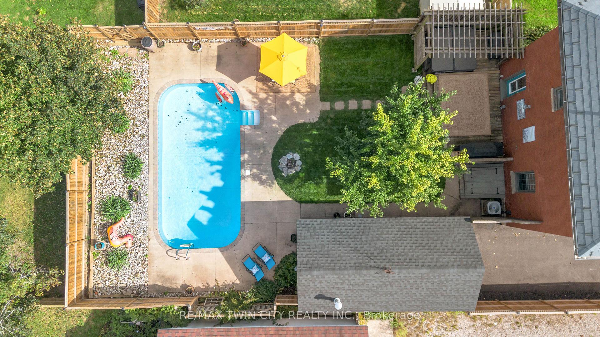 Photo 45 of 17 Alexander Avenue, Brant, Paris — HOMEH