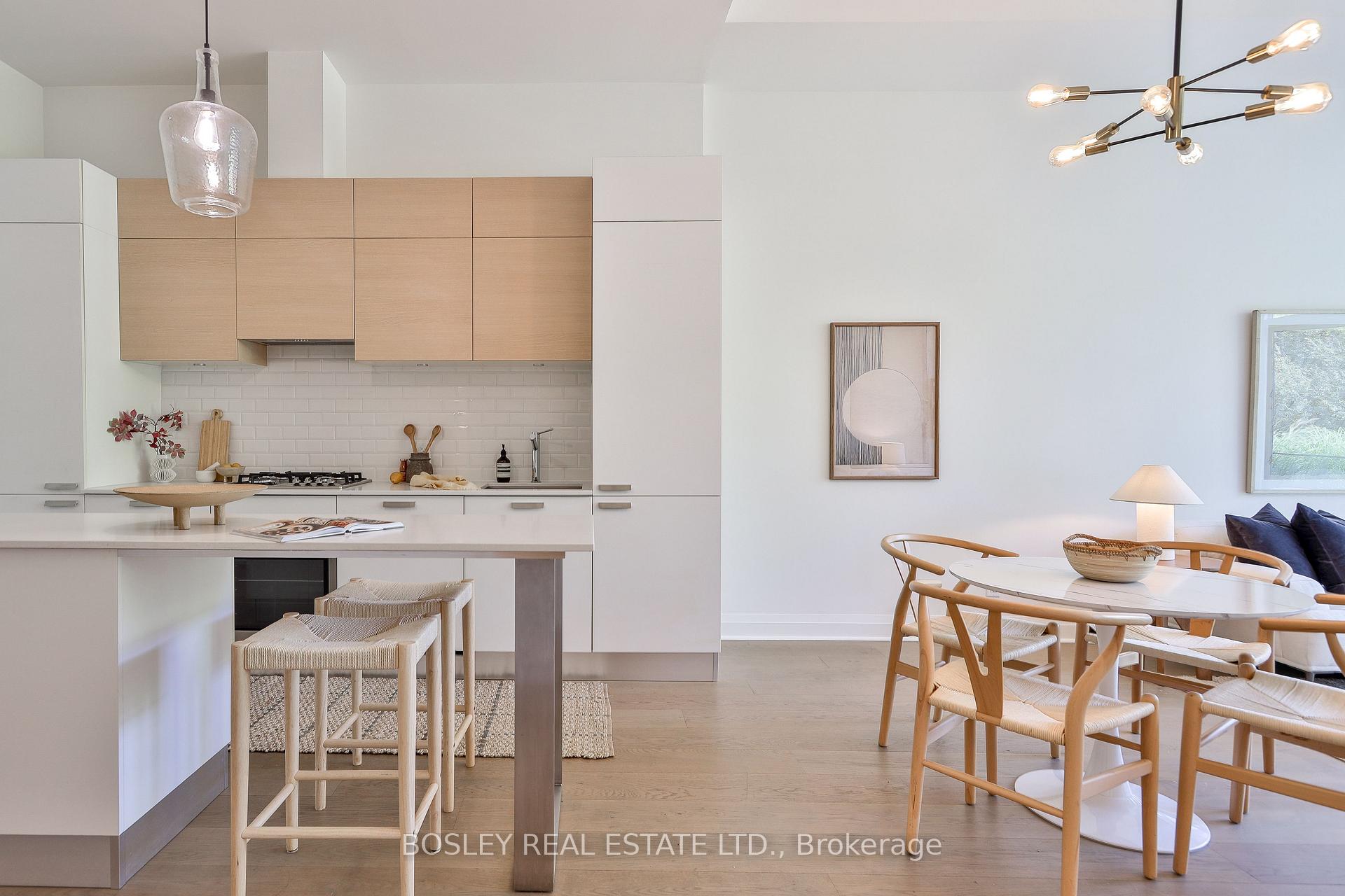 Photo 4 of Unit 102, 245 Perth Avenue, Toronto, Dovercourt-Wallace Emerson-Junction — HOMEH