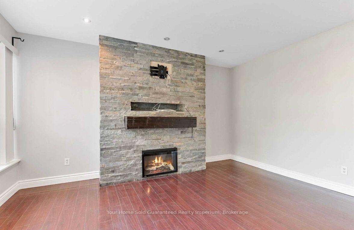 Photo 14 of Unit 272, 3060 Constition Boulevard, Mississauga, Applewood — HOMEH