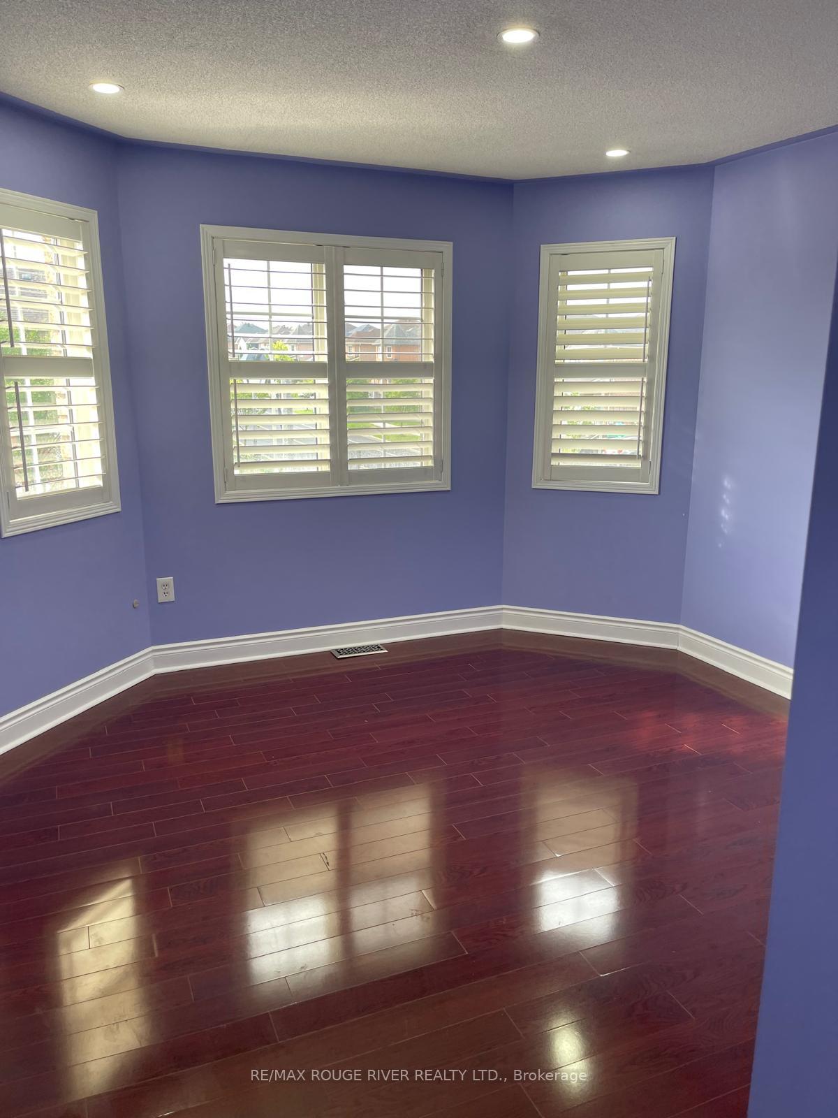 Photo 11 of 1796 Castlemore Avenue, Markham, Greensborough — HOMEH