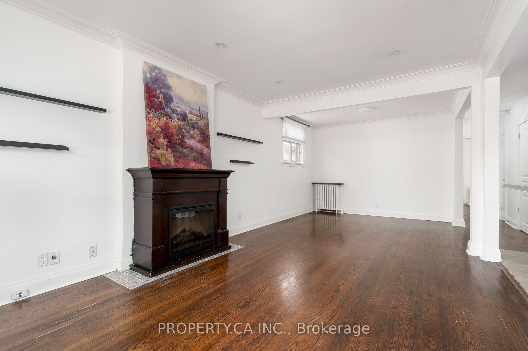 Photo 10 of 573 Northcliffe Boulevard, Toronto, Oakwood Village — HOMEH