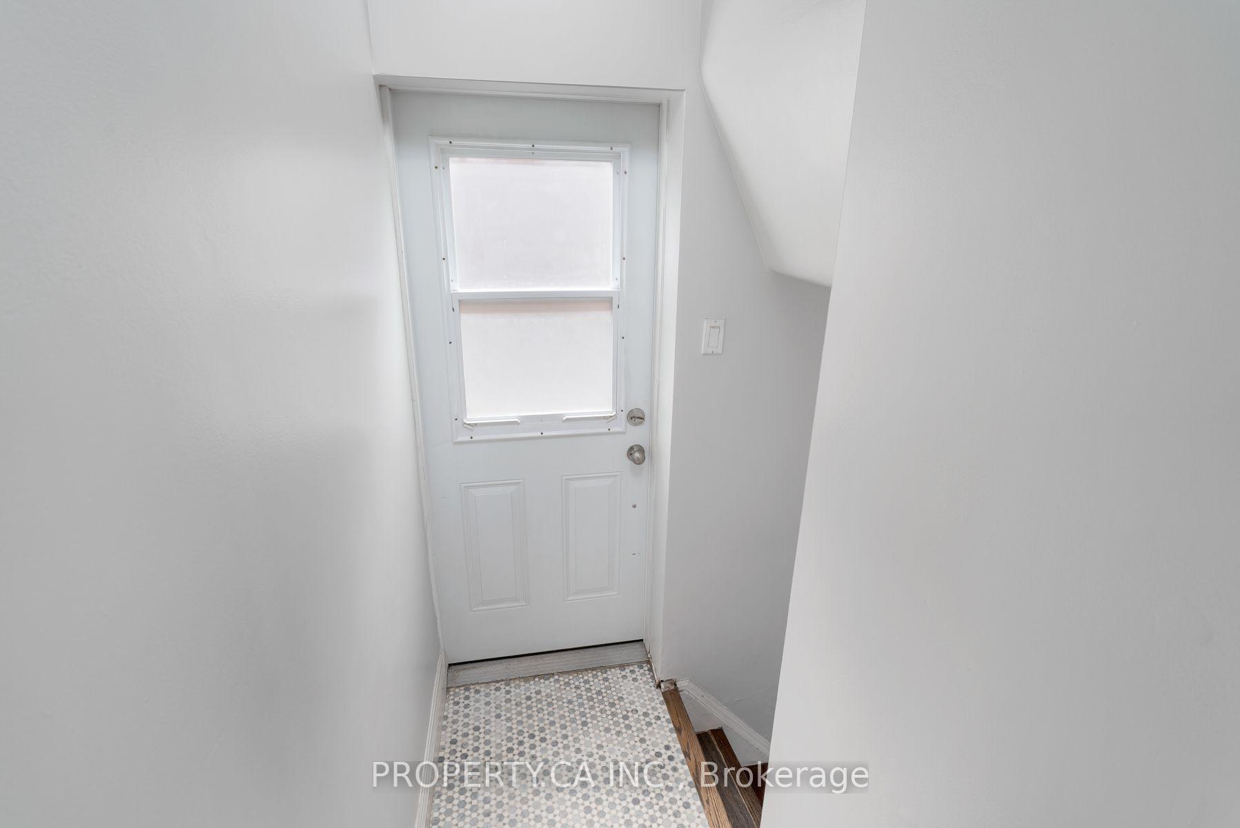 Photo 17 of 573 Northcliffe Boulevard, Toronto, Oakwood Village — HOMEH