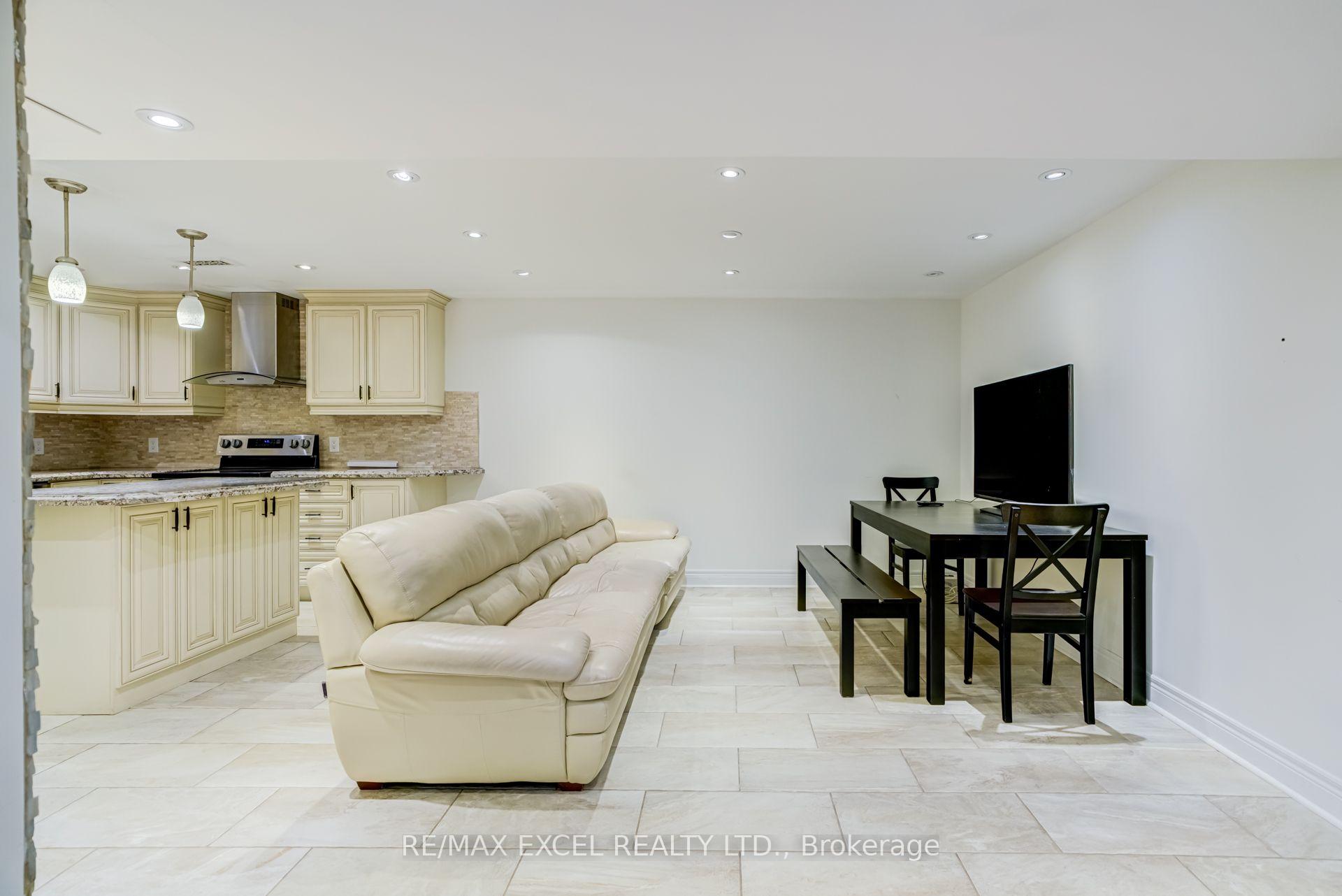 Photo 7 of Unit Bsmt, 79 Ampezzo Avenue, Vaughan, Vellore Village — HOMEH