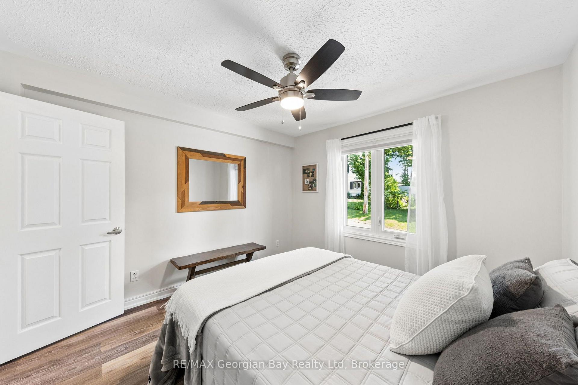 Photo 19 of 59 Broad Street, Penetanguishene — HOMEH