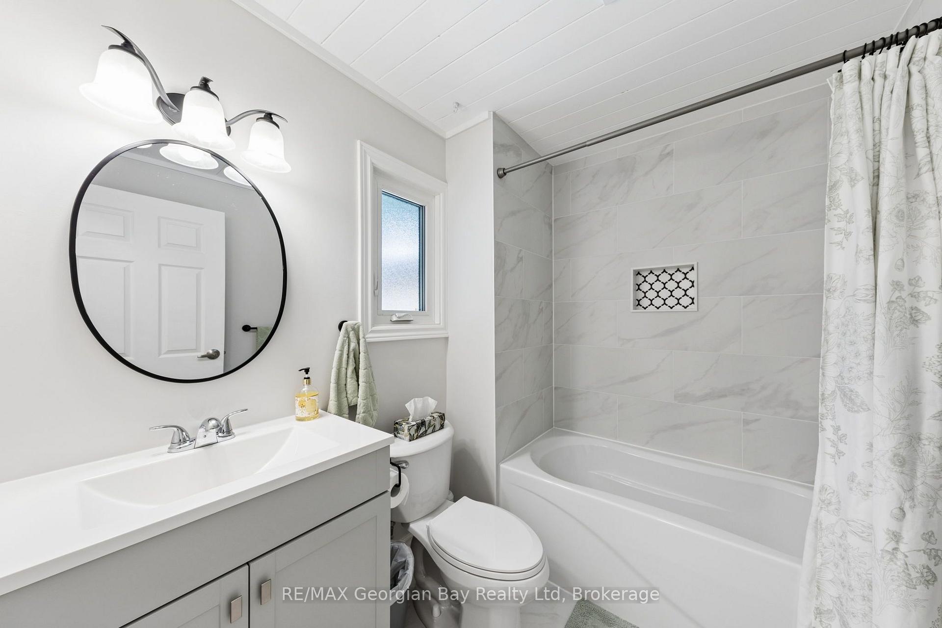 Photo 21 of 59 Broad Street, Penetanguishene — HOMEH