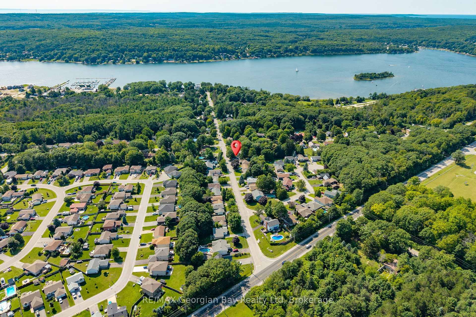 Photo 30 of 59 Broad Street, Penetanguishene — HOMEH