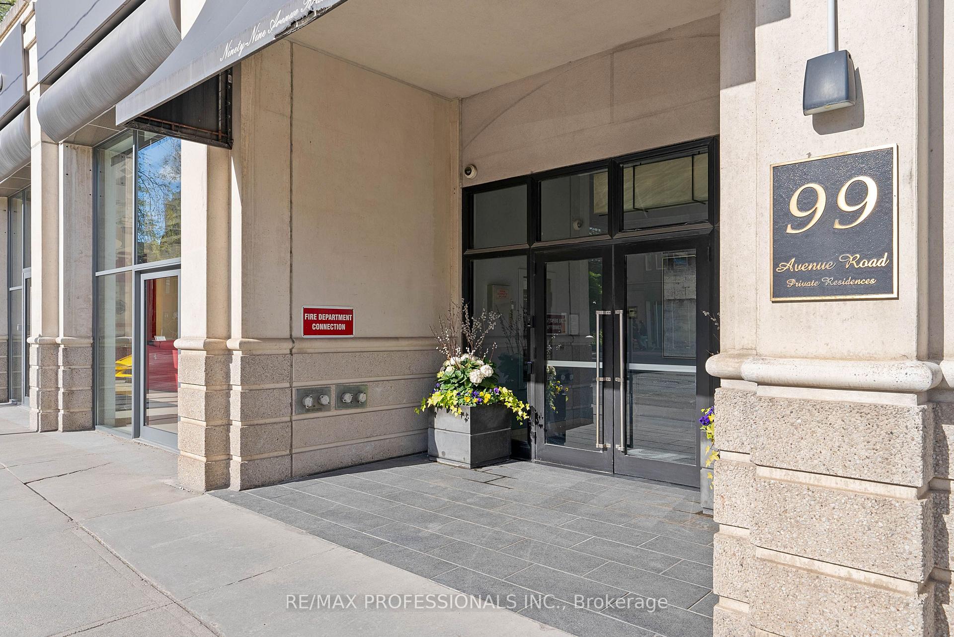 Photo 2 of Unit SUBPH3, 99 Avenue Road, Toronto, The Annex — HOMEH