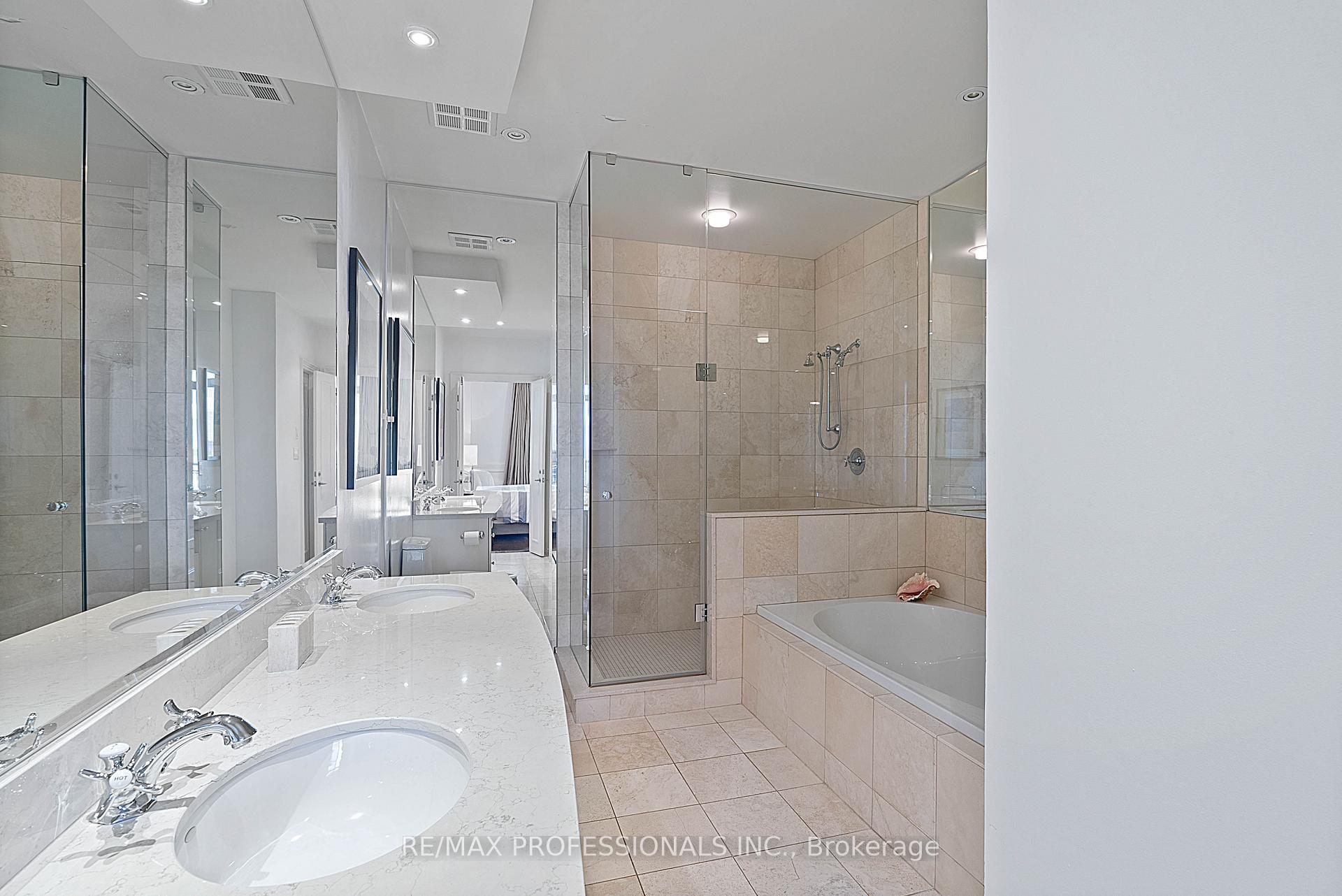Photo 31 of Unit SUBPH3, 99 Avenue Road, Toronto, The Annex — HOMEH