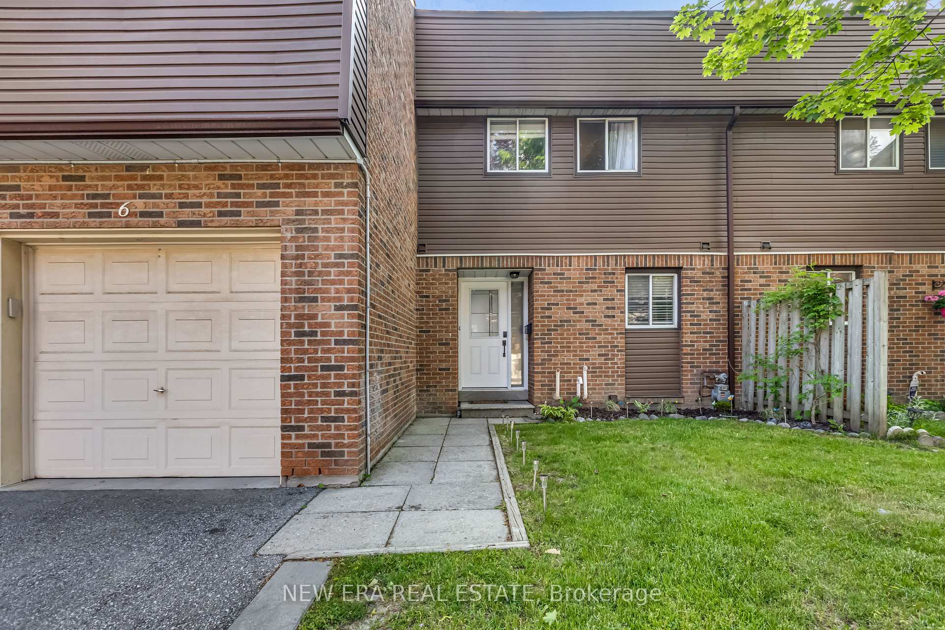 Photo 2 of Unit 6, 1415 Fieldlight Boulevard, Pickering, Liverpool — HOMEH