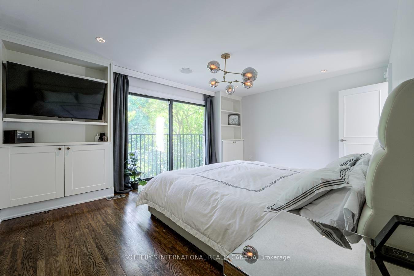 Photo 22 of 21 Denver Crescent, North York, Henry Farm — HOMEH