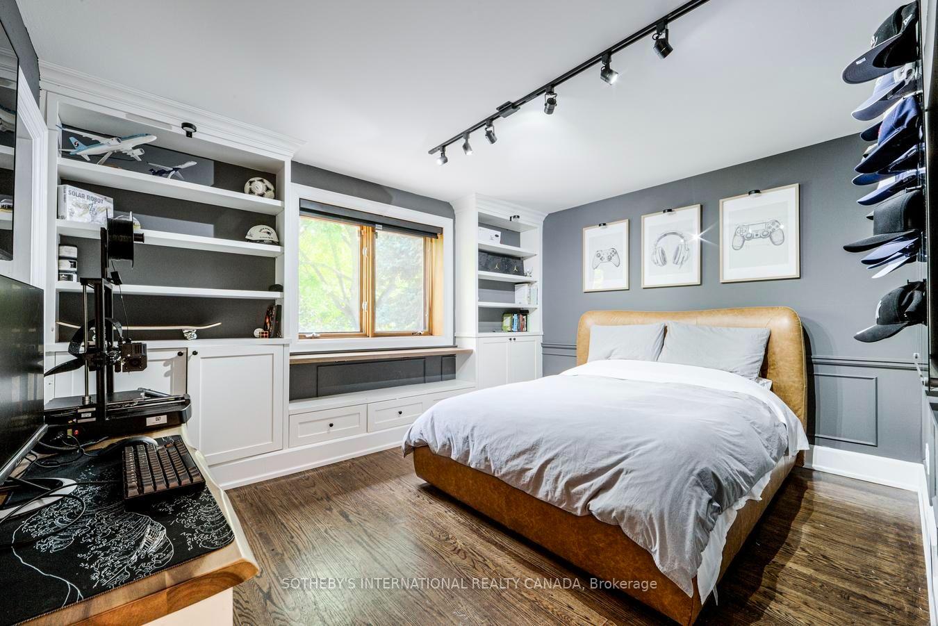 Photo 27 of 21 Denver Crescent, North York, Henry Farm — HOMEH