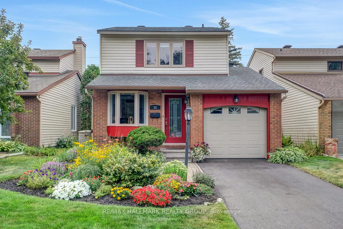 Photo 1 of 30 Melville Drive, Ottawa, Barrhaven - Pheasant Run — HOMEH