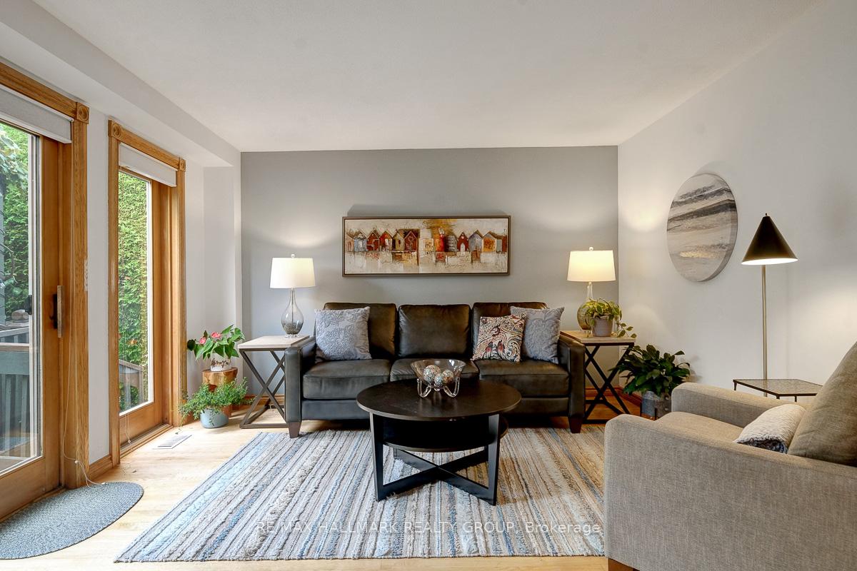 Photo 7 of 30 Melville Drive, Ottawa, Barrhaven - Pheasant Run — HOMEH