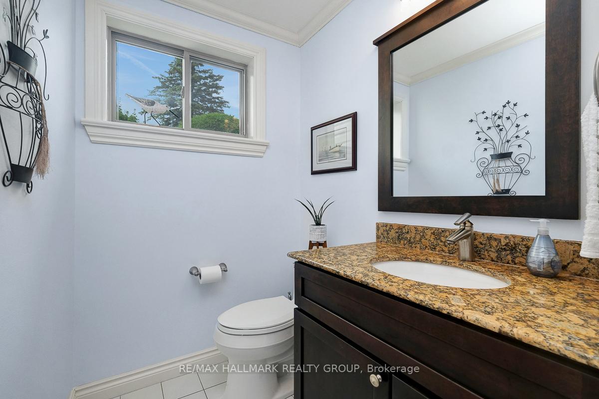 Photo 22 of 30 Melville Drive, Ottawa, Barrhaven - Pheasant Run — HOMEH