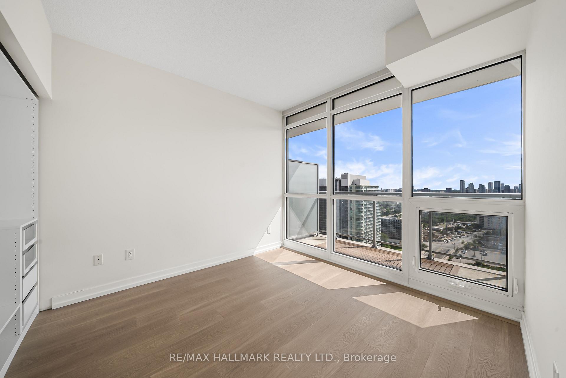Photo 14 of Unit 3102, 121 McMahon Drive, North York, Bayview Village — HOMEH