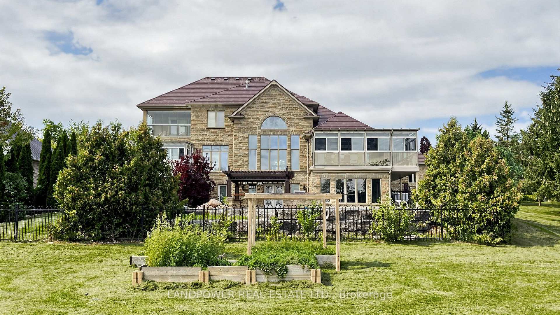 Photo 39 of 104 Cawkers Cove Road, Scugog, Port Perry — HOMEH