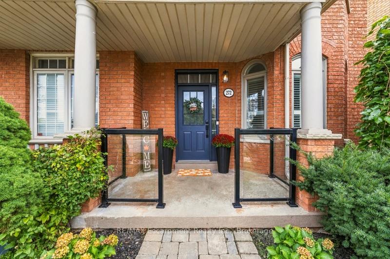 Photo 3 of 272 Glenashton Drive, Oakville, River Oaks — HOMEH