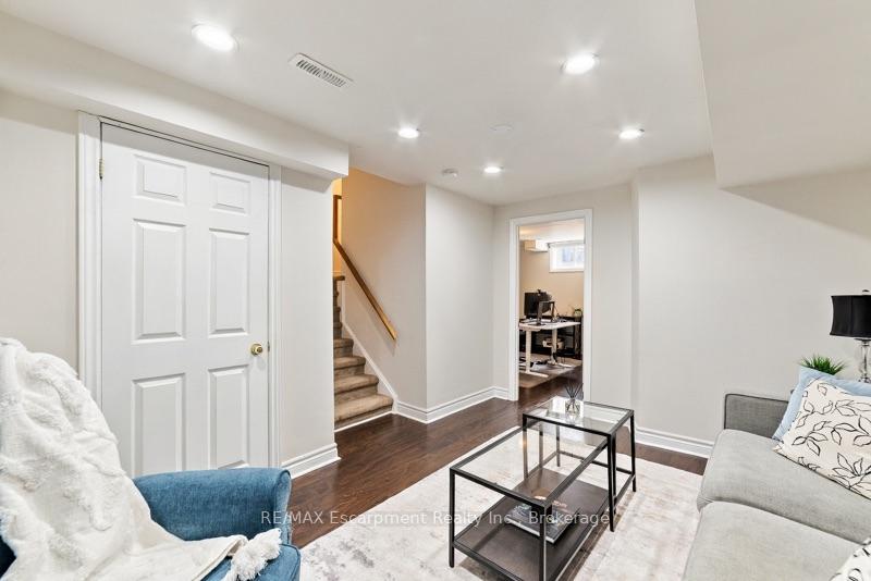 Photo 27 of 272 Glenashton Drive, Oakville, River Oaks — HOMEH