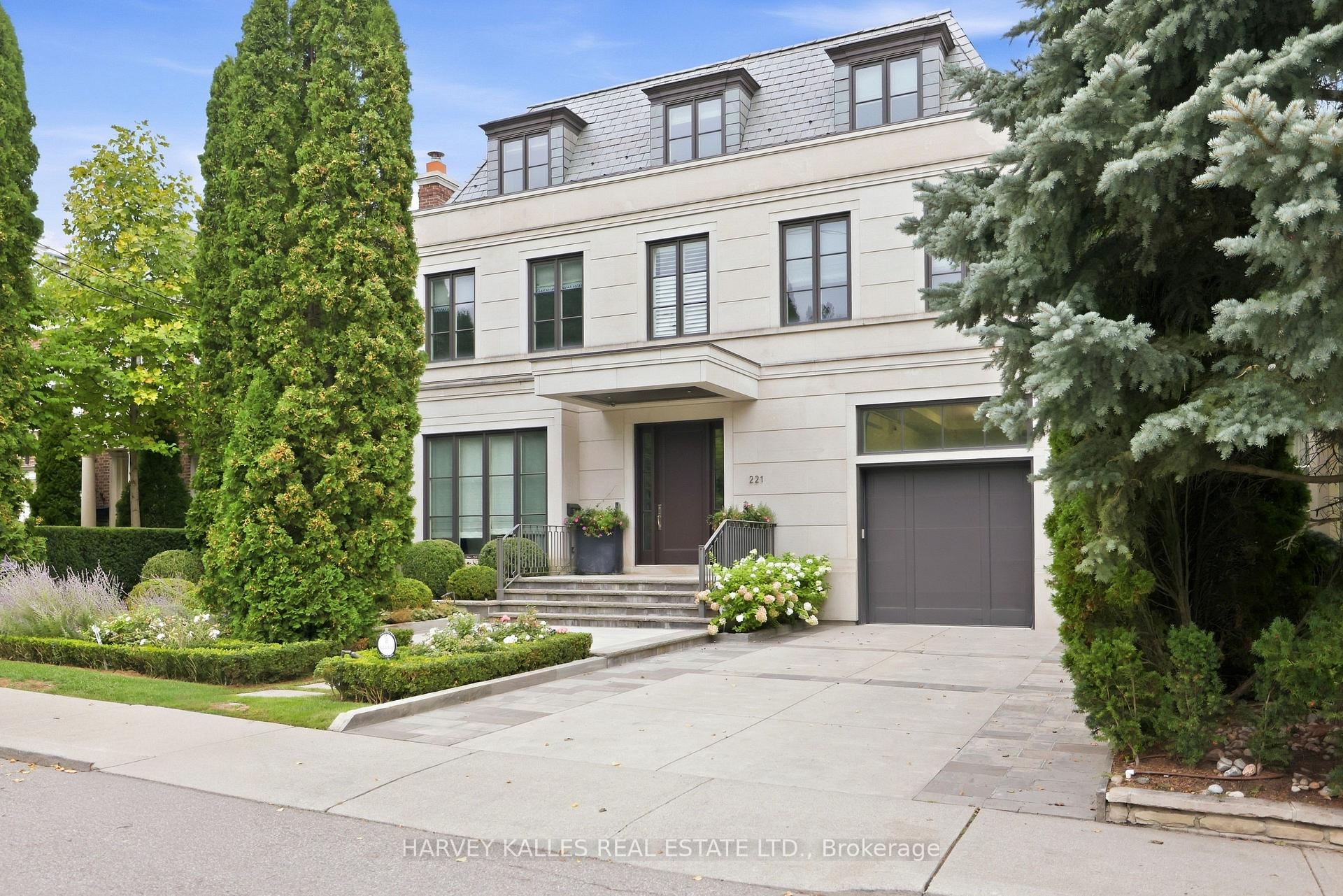 Front of 221 Dunvegan Road