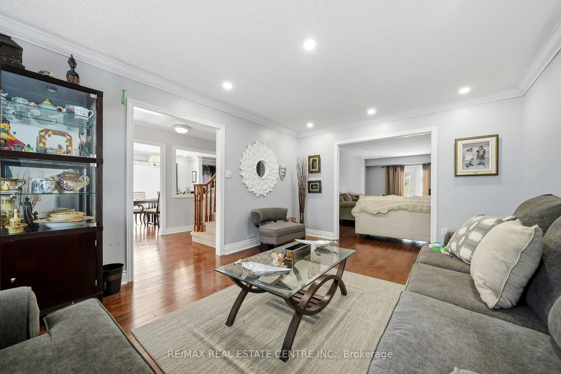 Photo 52 of 44 Madelaine Crescent, Brampton, Central Park — HOMEH