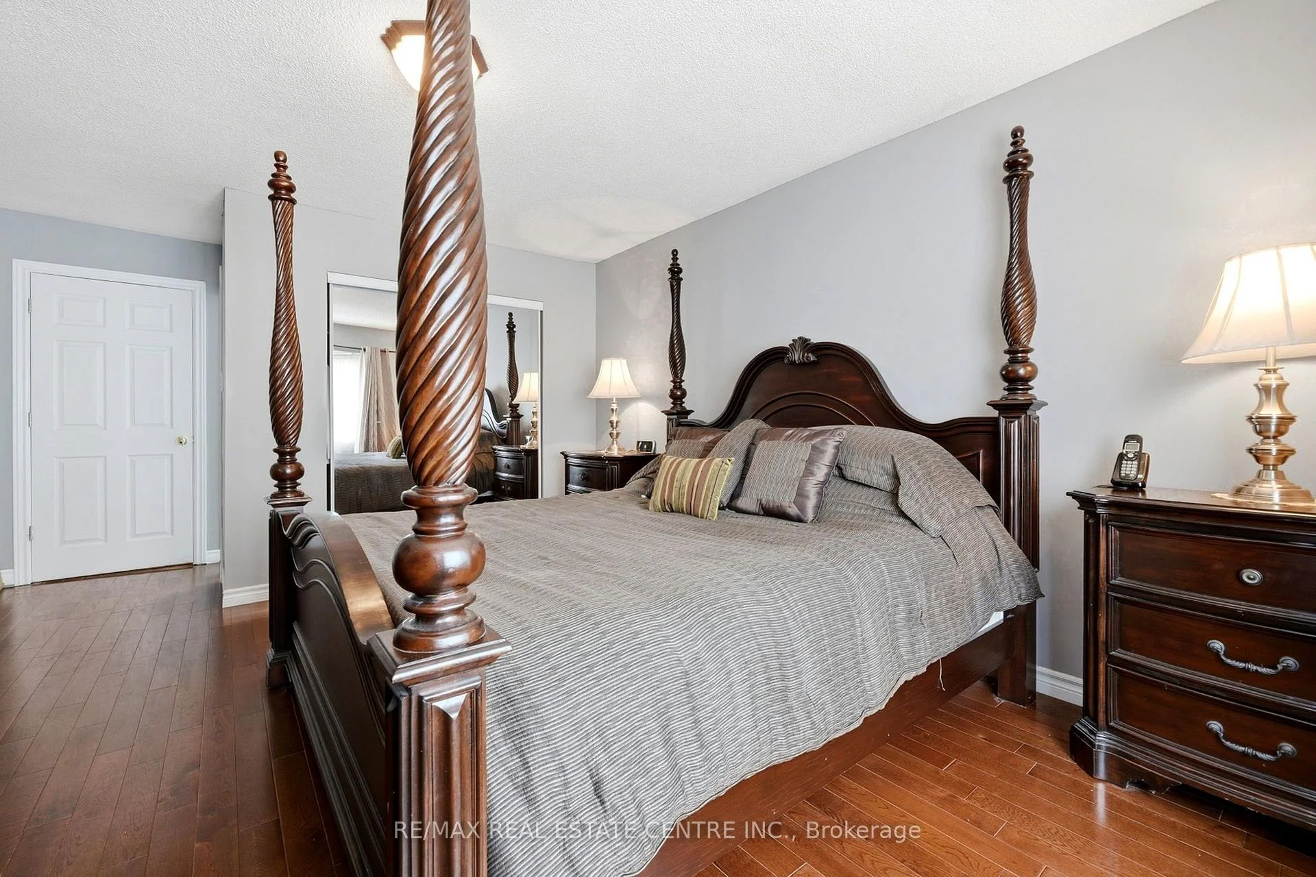 Photo 88 of 44 Madelaine Crescent, Brampton, Central Park — HOMEH
