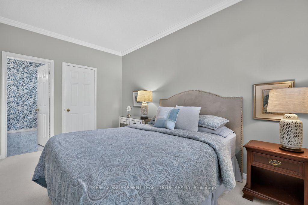 Photo 19 of Unit 8, 4400 Millcroft Park Drive, Burlington, Rose — HOMEH