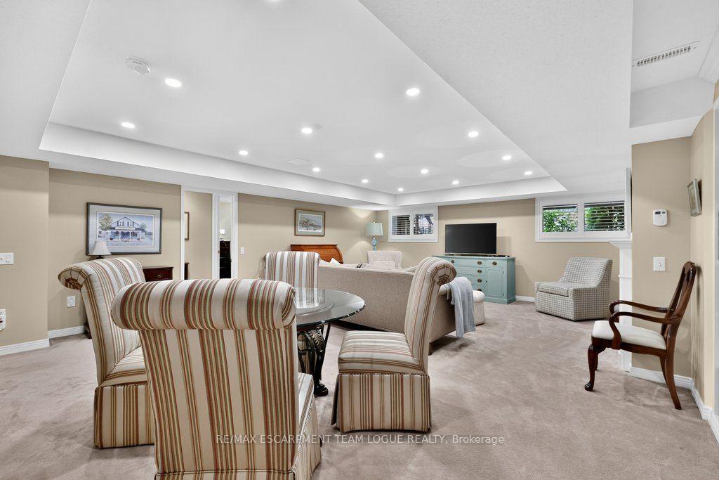 Photo 28 of Unit 8, 4400 Millcroft Park Drive, Burlington, Rose — HOMEH