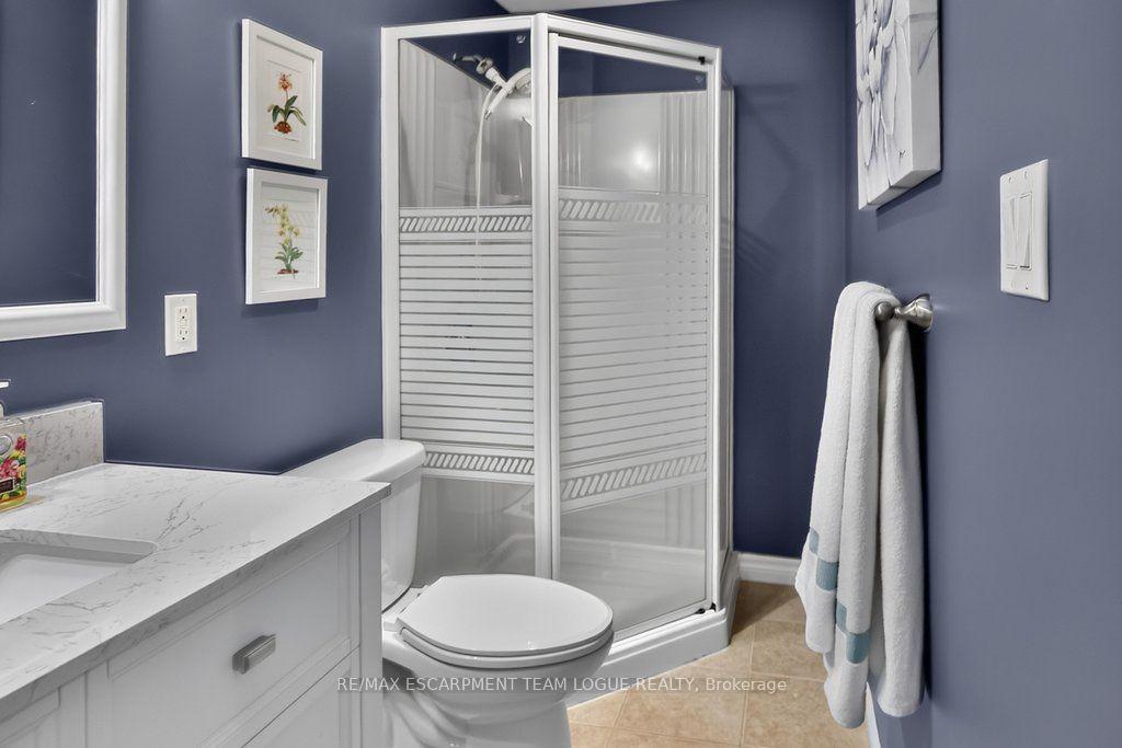 Photo 37 of Unit 8, 4400 Millcroft Park Drive, Burlington, Rose — HOMEH