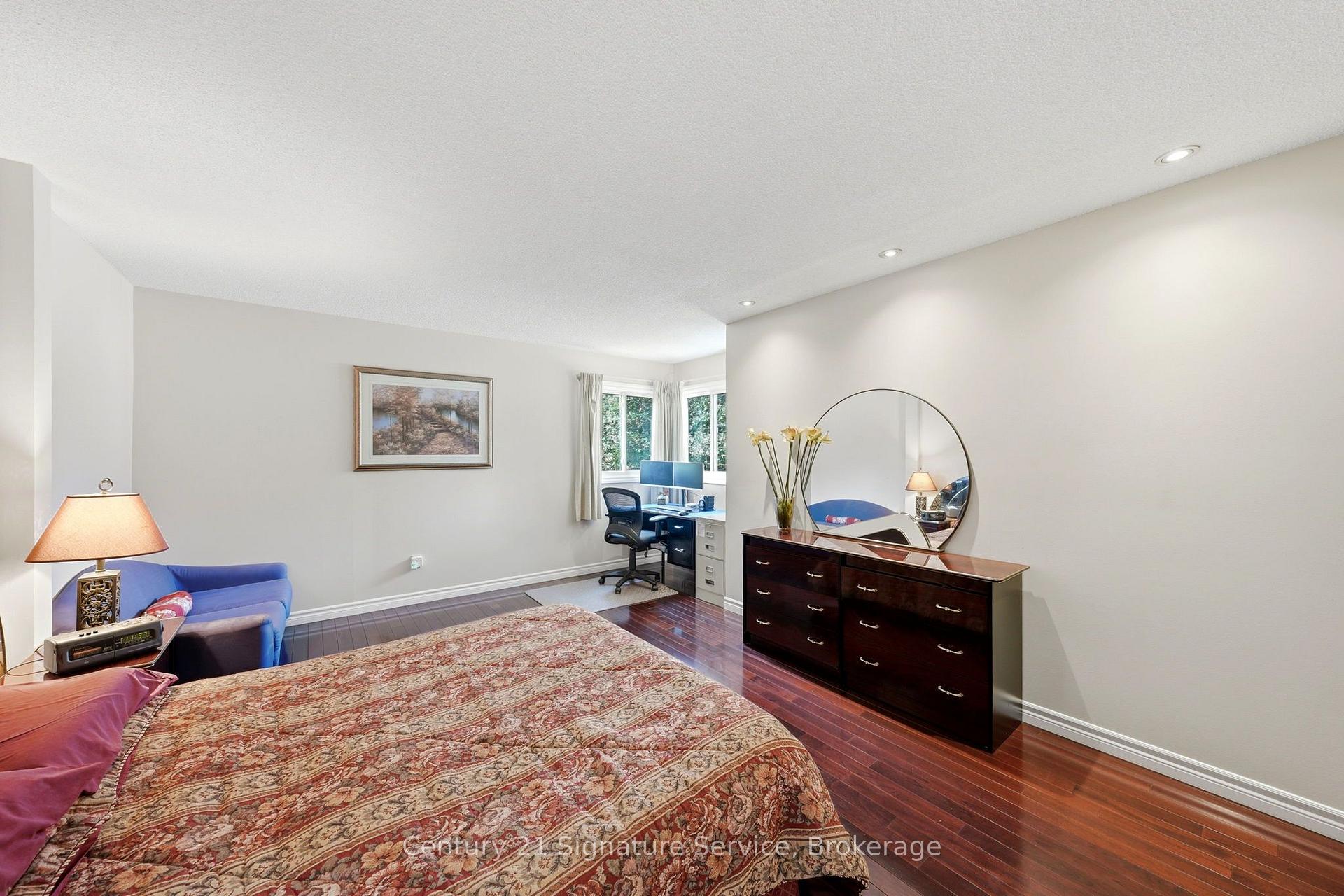Photo 19 of 4265 Tea Garden Circle, Mississauga, Creditview — HOMEH