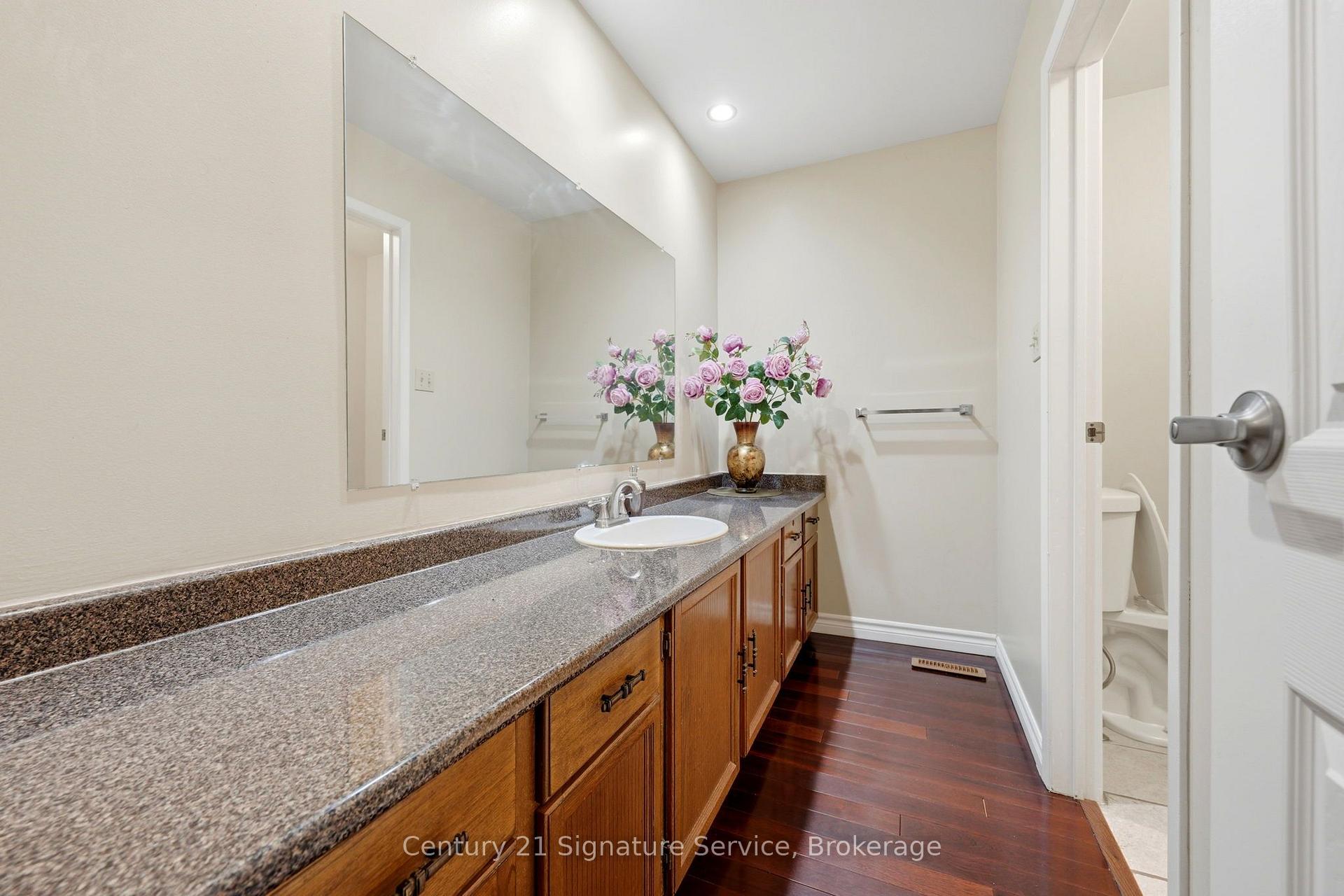 Photo 30 of 4265 Tea Garden Circle, Mississauga, Creditview — HOMEH