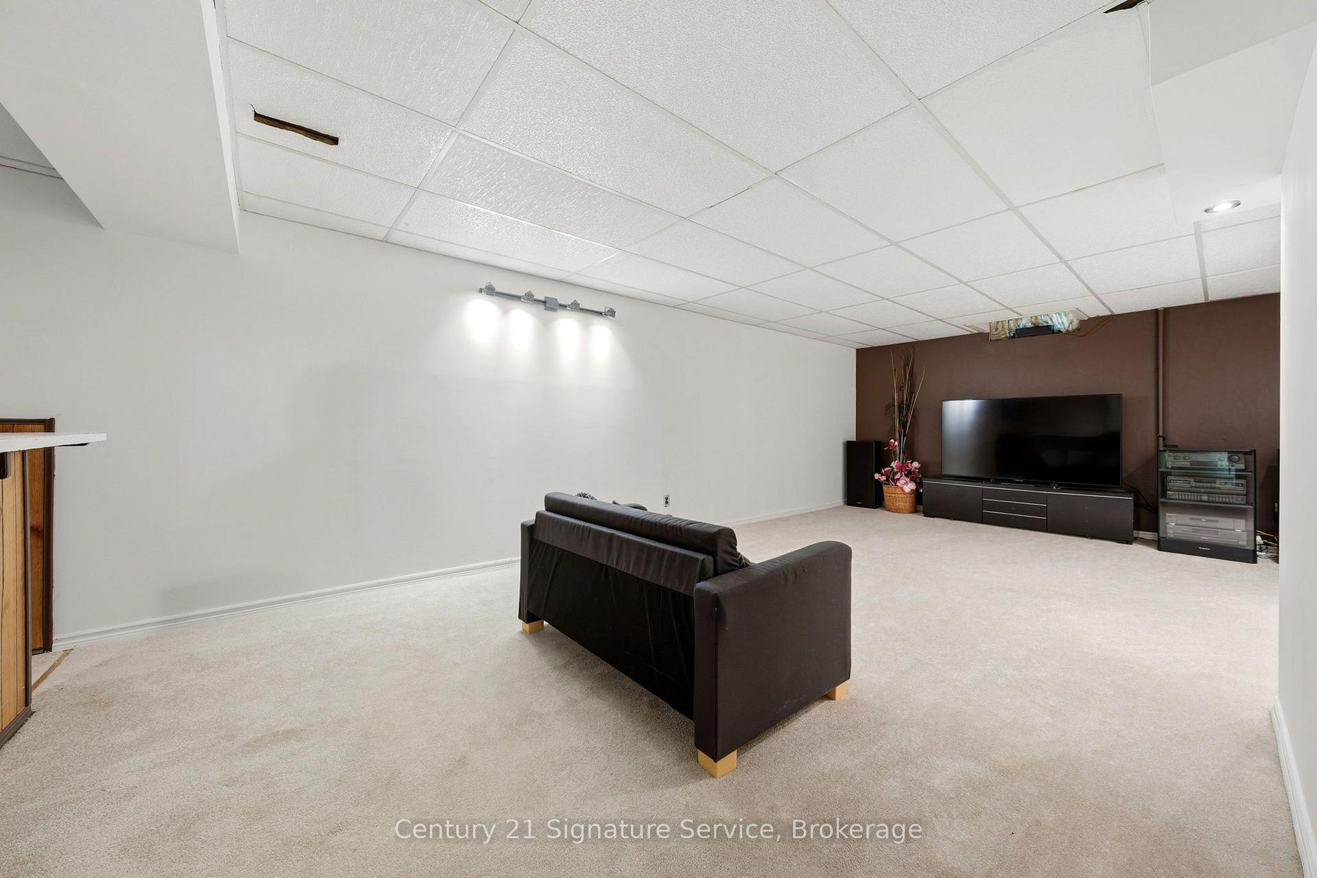 Photo 34 of 4265 Tea Garden Circle, Mississauga, Creditview — HOMEH