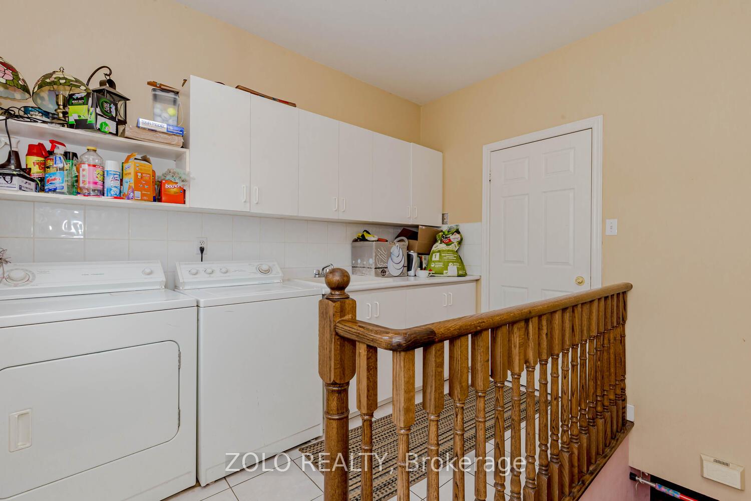 Photo 18 of 1474 Rosemanor Drive, Mississauga, East Credit — HOMEH