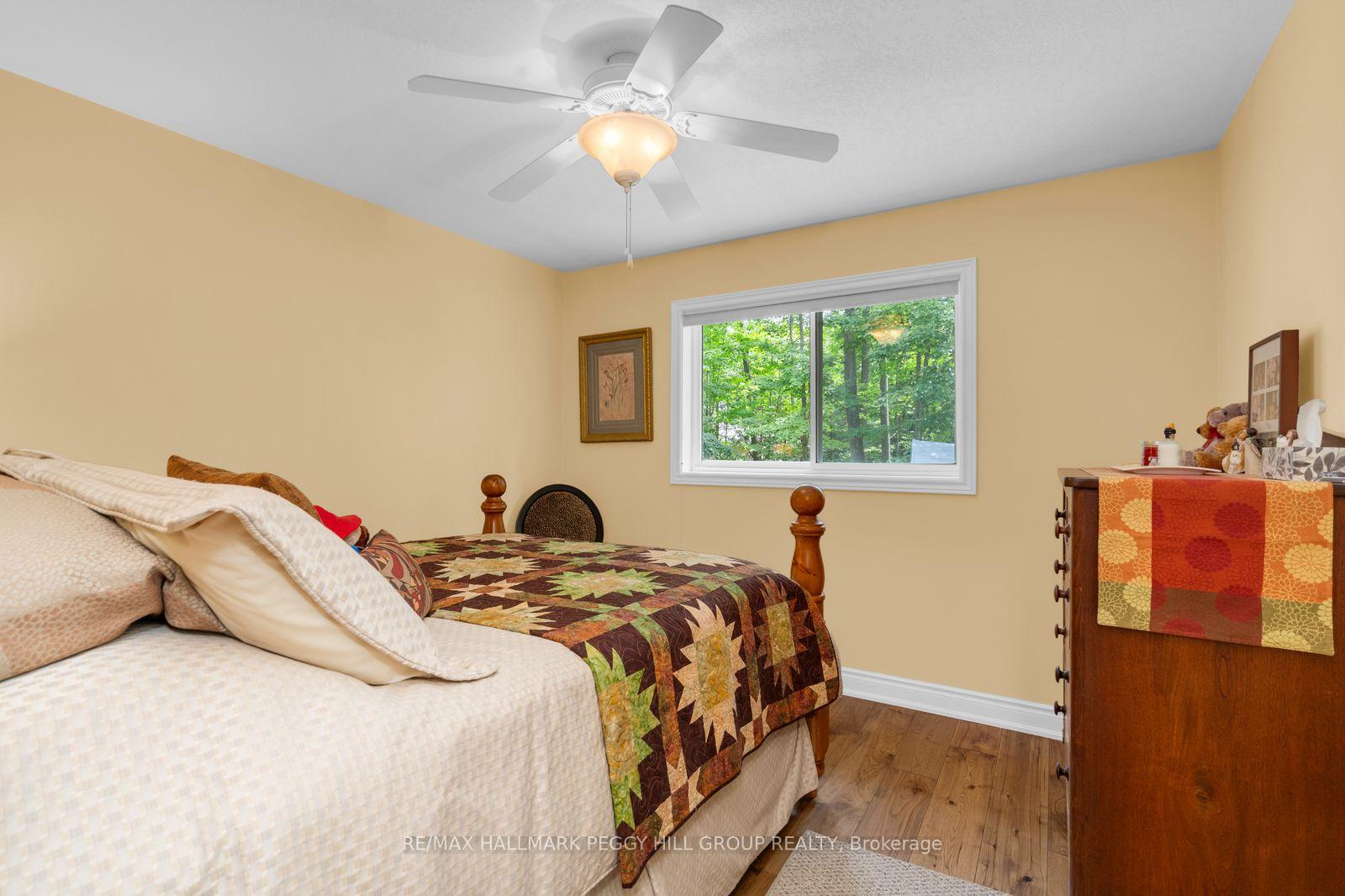 Photo 10 of 6 Maplehill Drive, Oro-Medonte, Rural Oro-Medonte — HOMEH