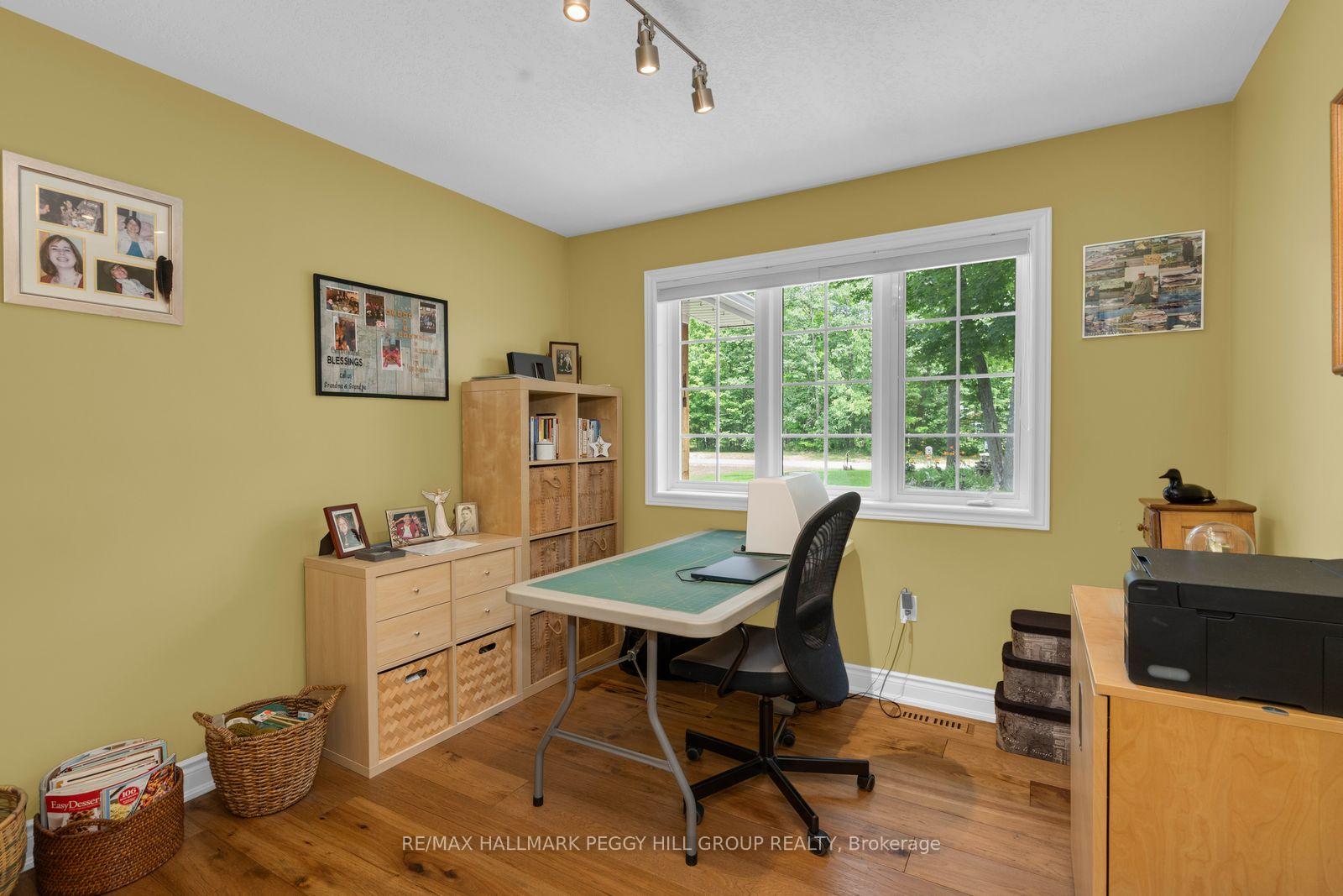 Photo 11 of 6 Maplehill Drive, Oro-Medonte, Rural Oro-Medonte — HOMEH