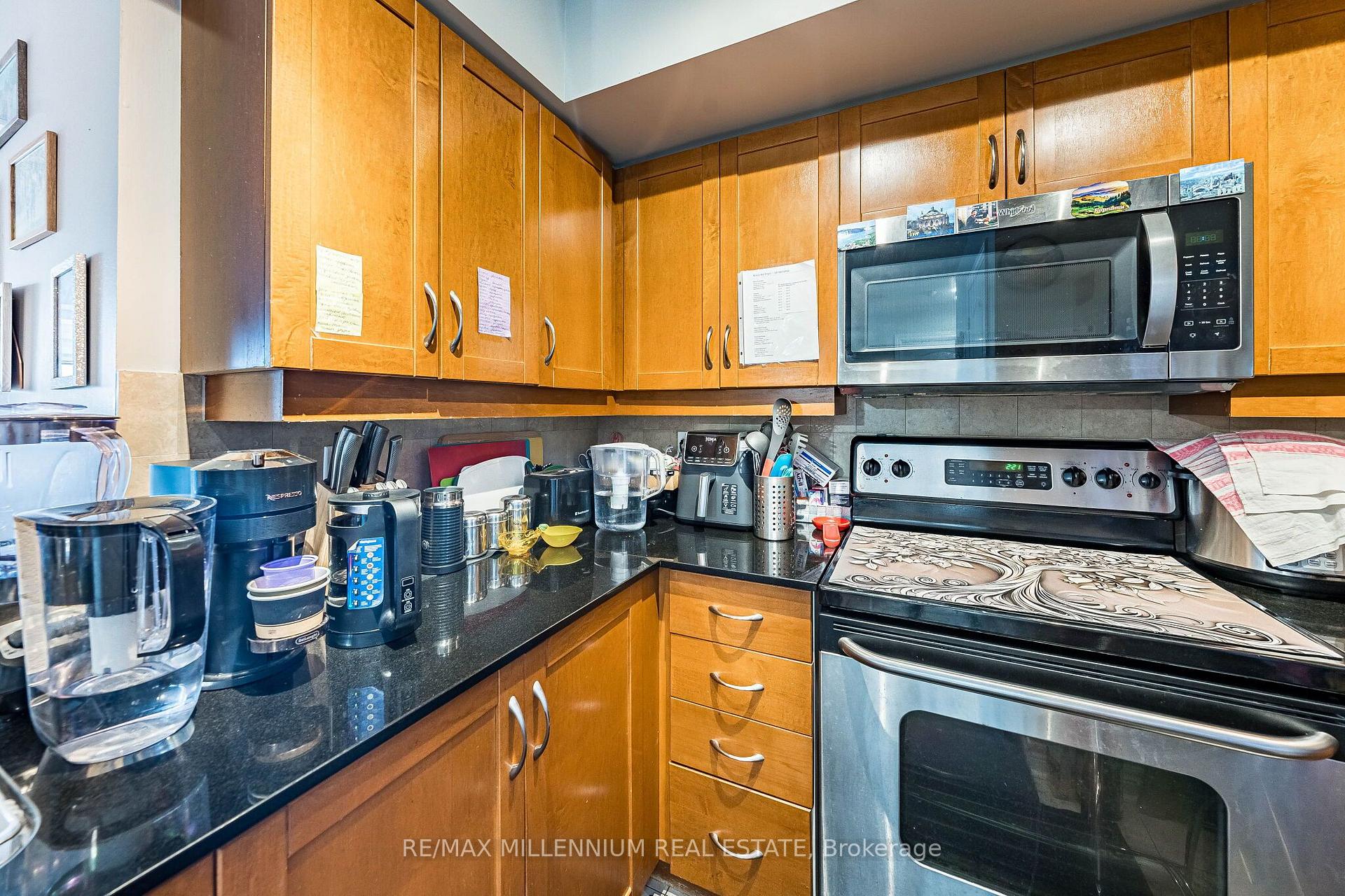 Photo 36 of Unit 902, 50 Disera Drive, Vaughan, Beverley Glen — HOMEH