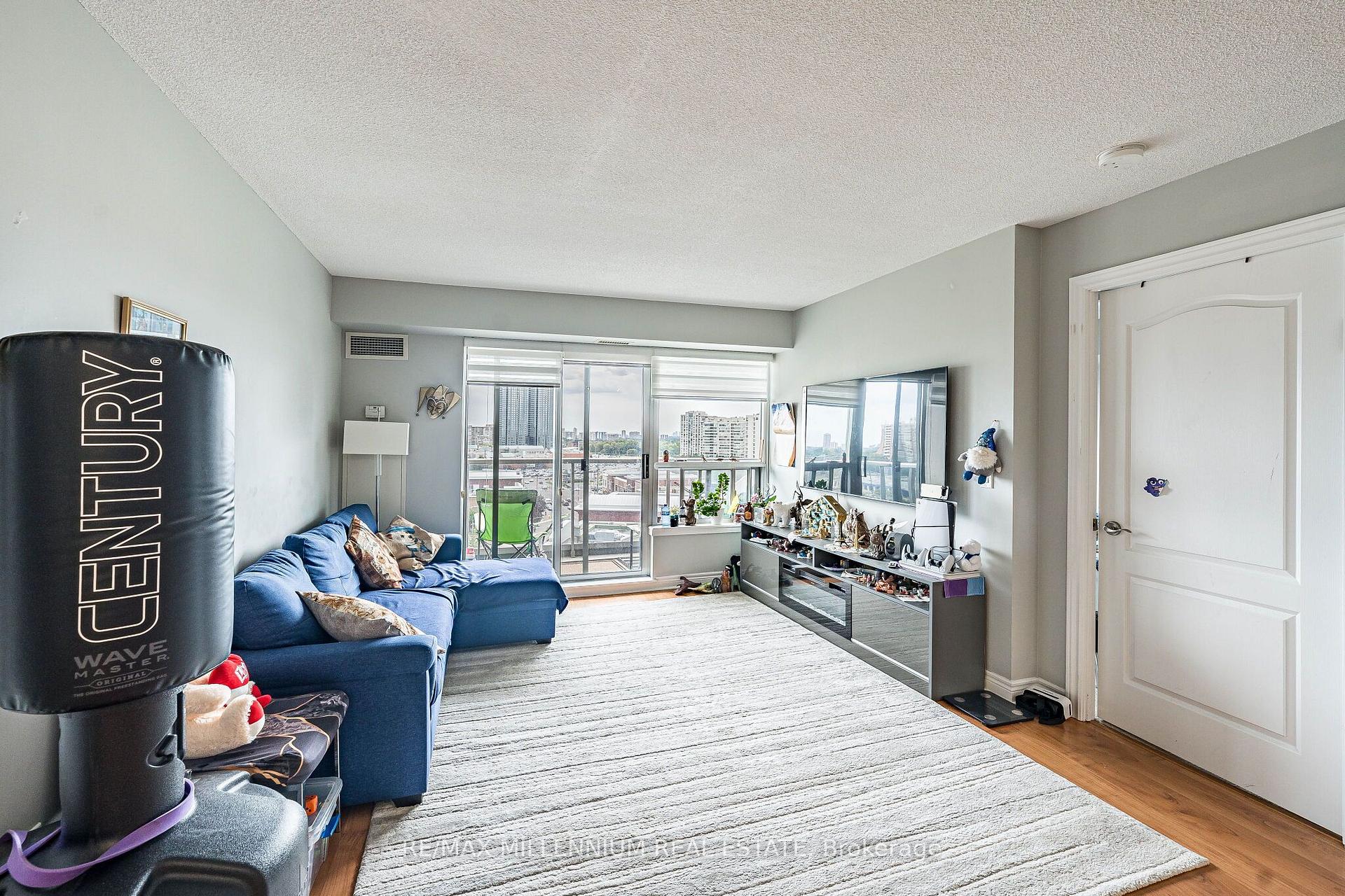 Photo 40 of Unit 902, 50 Disera Drive, Vaughan, Beverley Glen — HOMEH