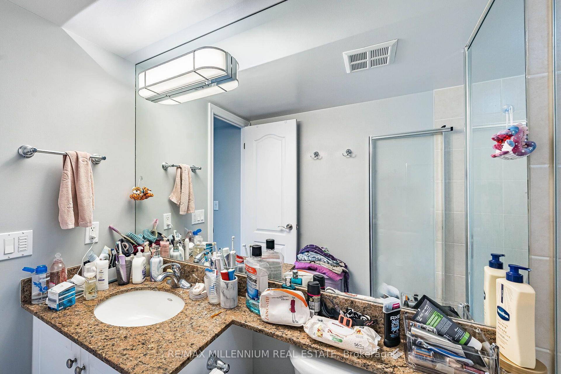 Photo 58 of Unit 902, 50 Disera Drive, Vaughan, Beverley Glen — HOMEH