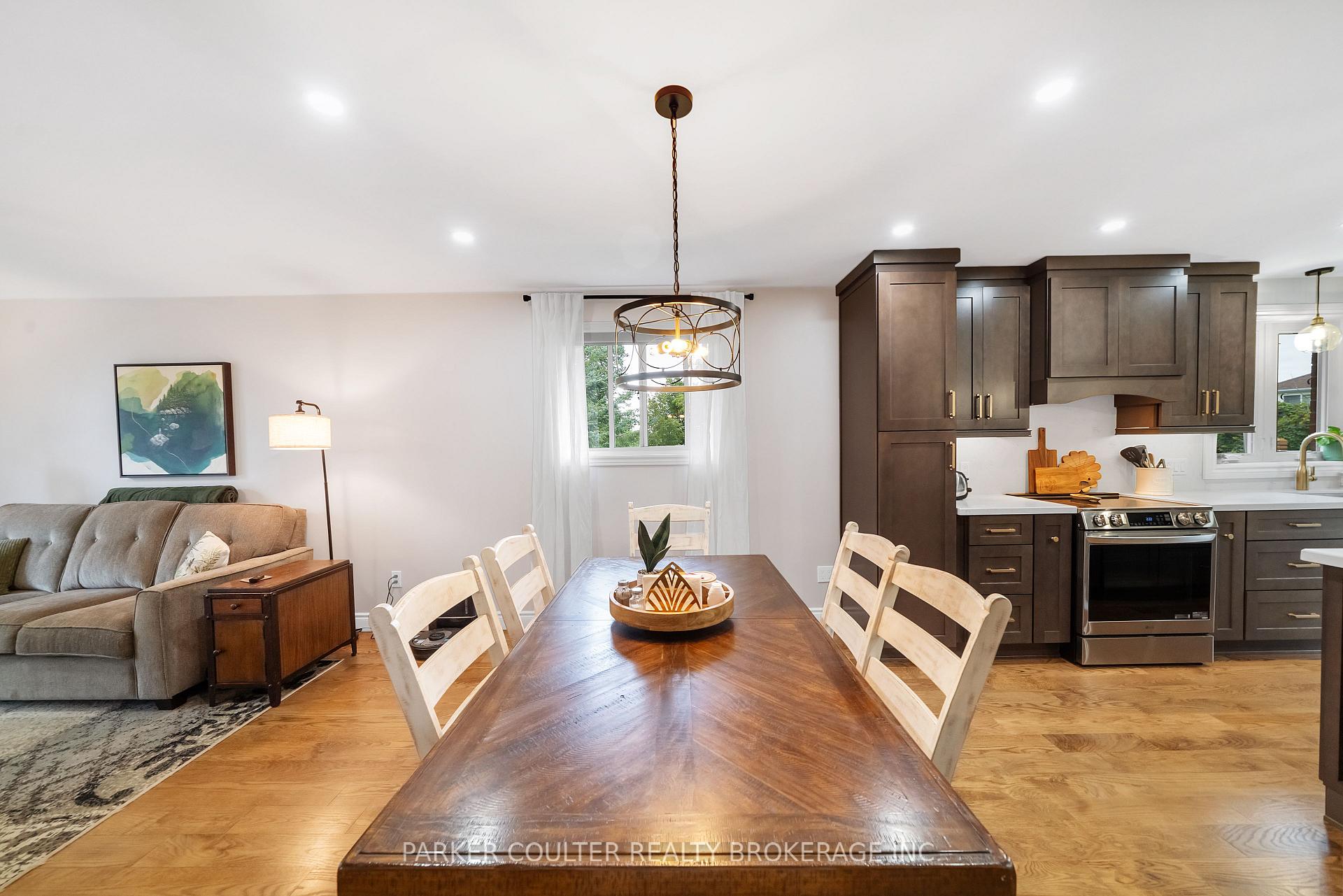 Photo 10 of 363 Emms Drive, Barrie, Holly — HOMEH