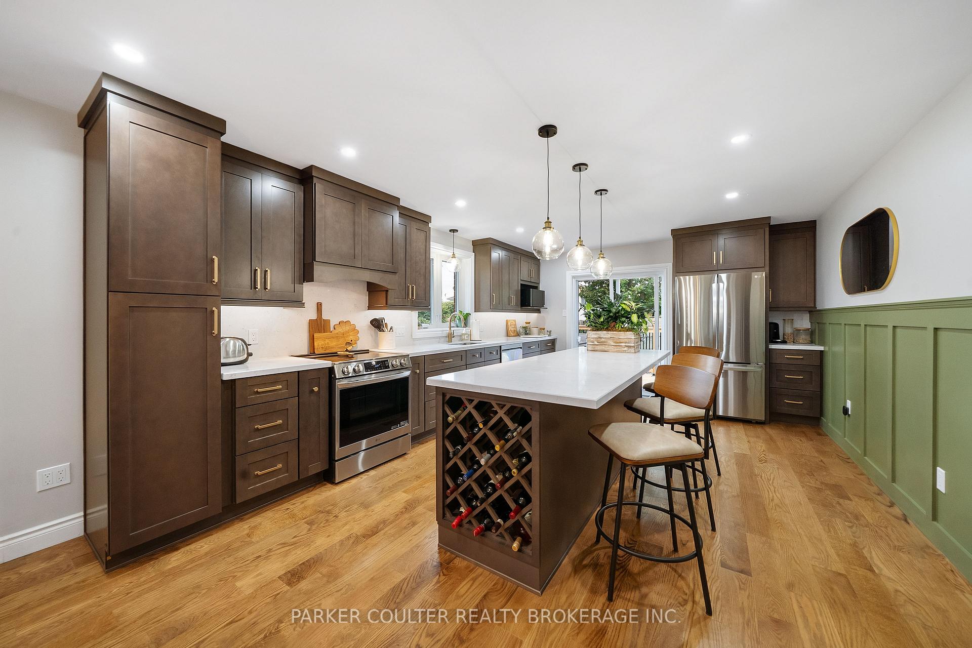 Photo 12 of 363 Emms Drive, Barrie, Holly — HOMEH
