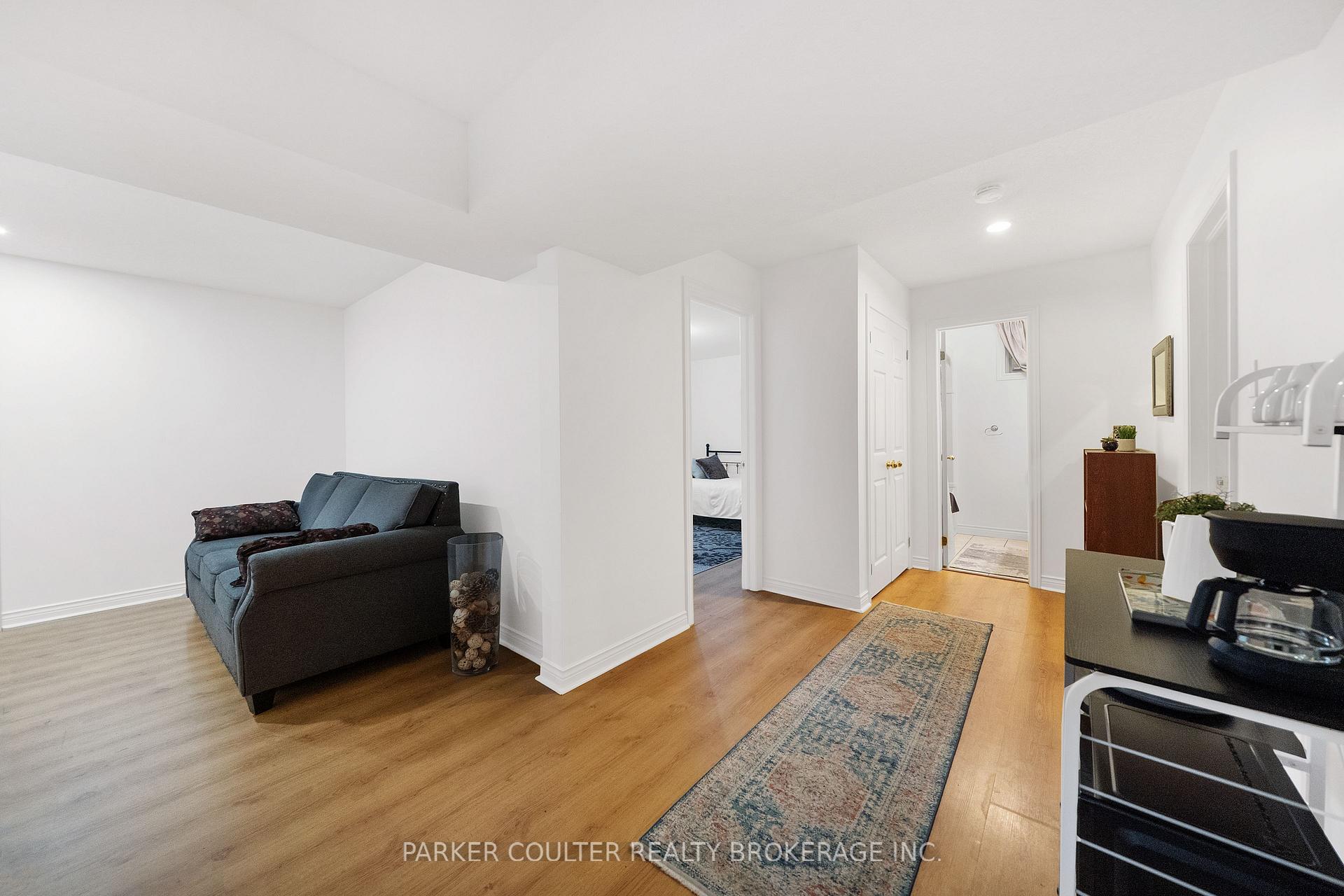 Photo 32 of 363 Emms Drive, Barrie, Holly — HOMEH