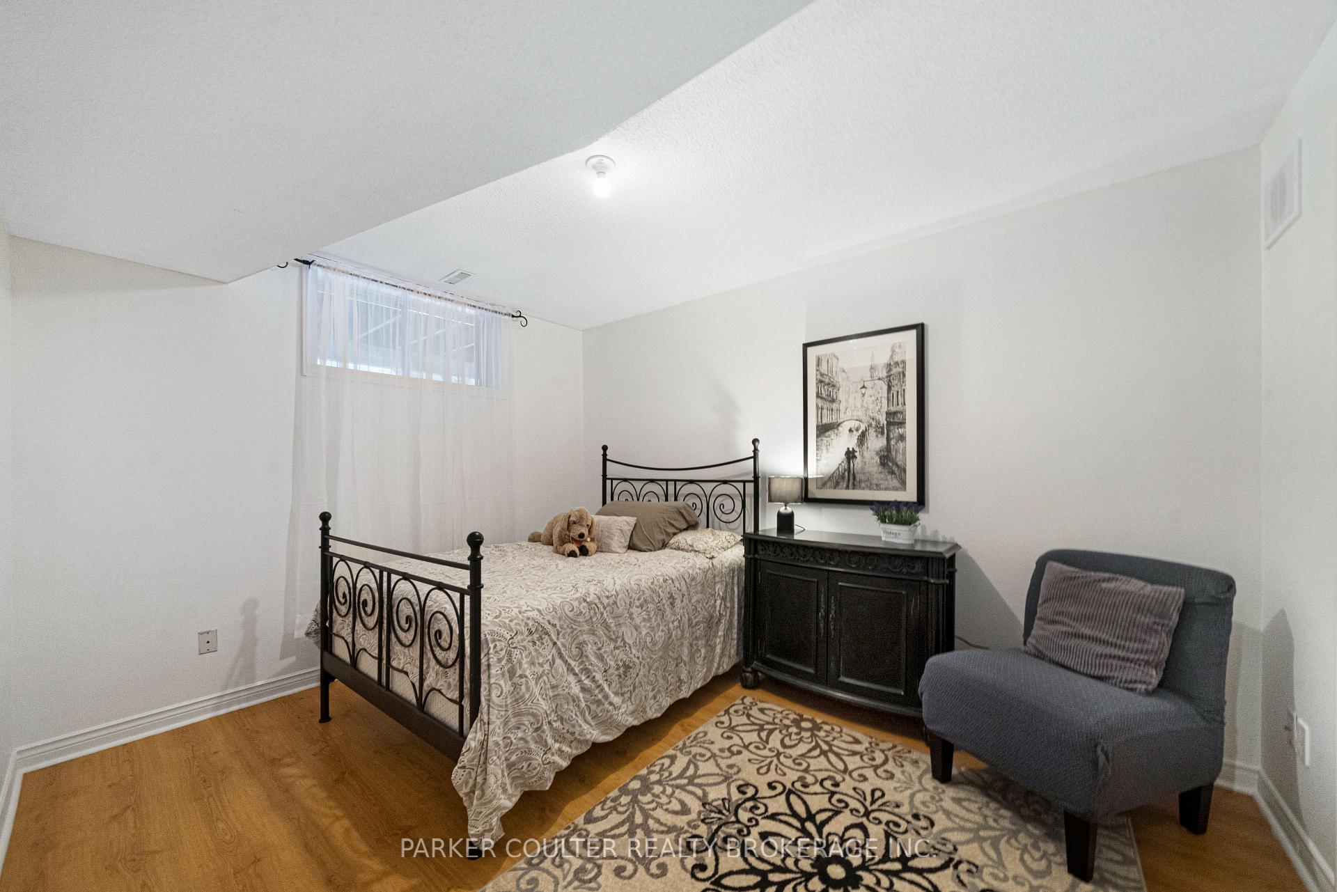 Photo 39 of 363 Emms Drive, Barrie, Holly — HOMEH