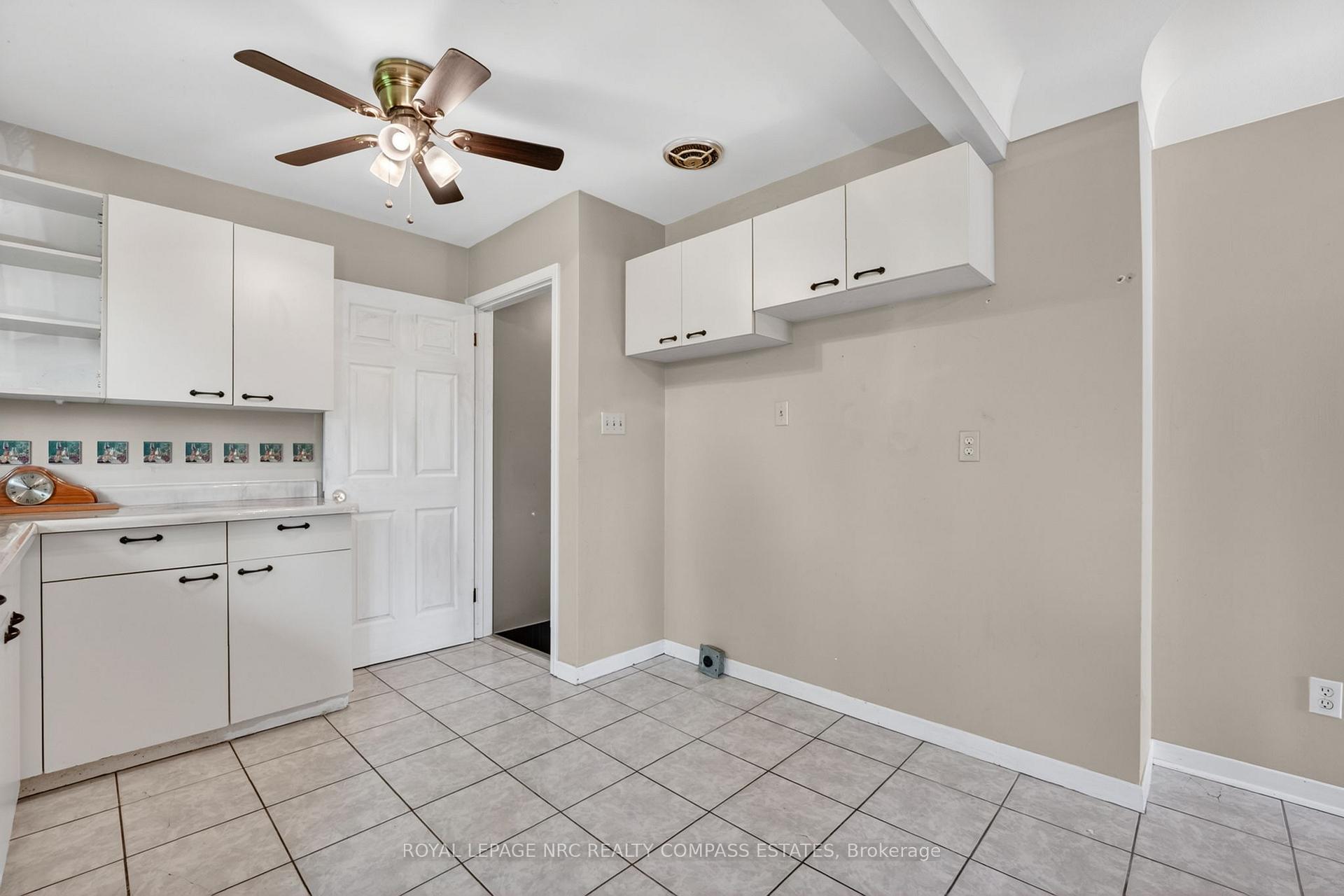 Photo 13 of 6709 Montrose Road, Niagara Falls, West Wood — HOMEH