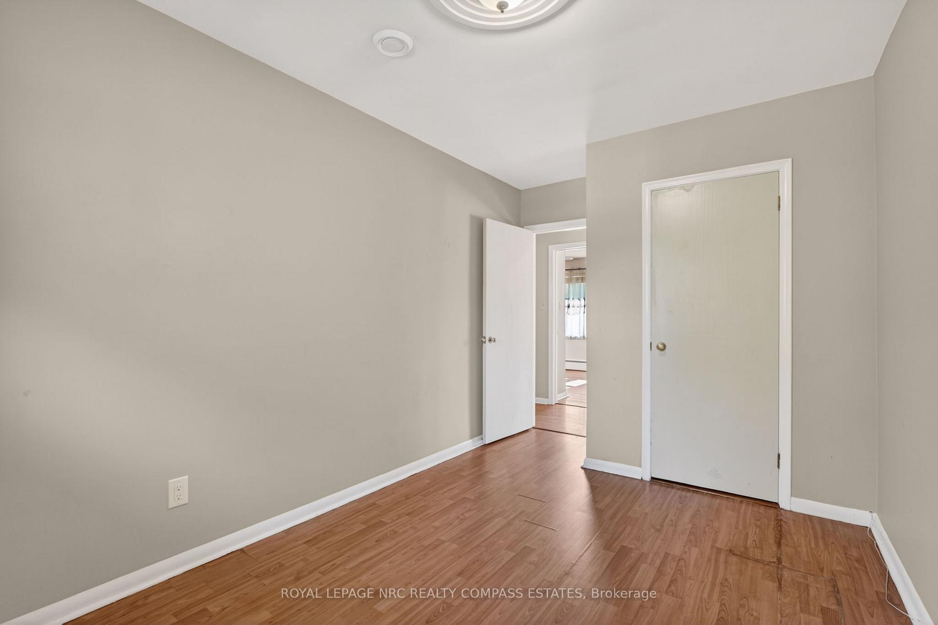 Photo 16 of 6709 Montrose Road, Niagara Falls, West Wood — HOMEH