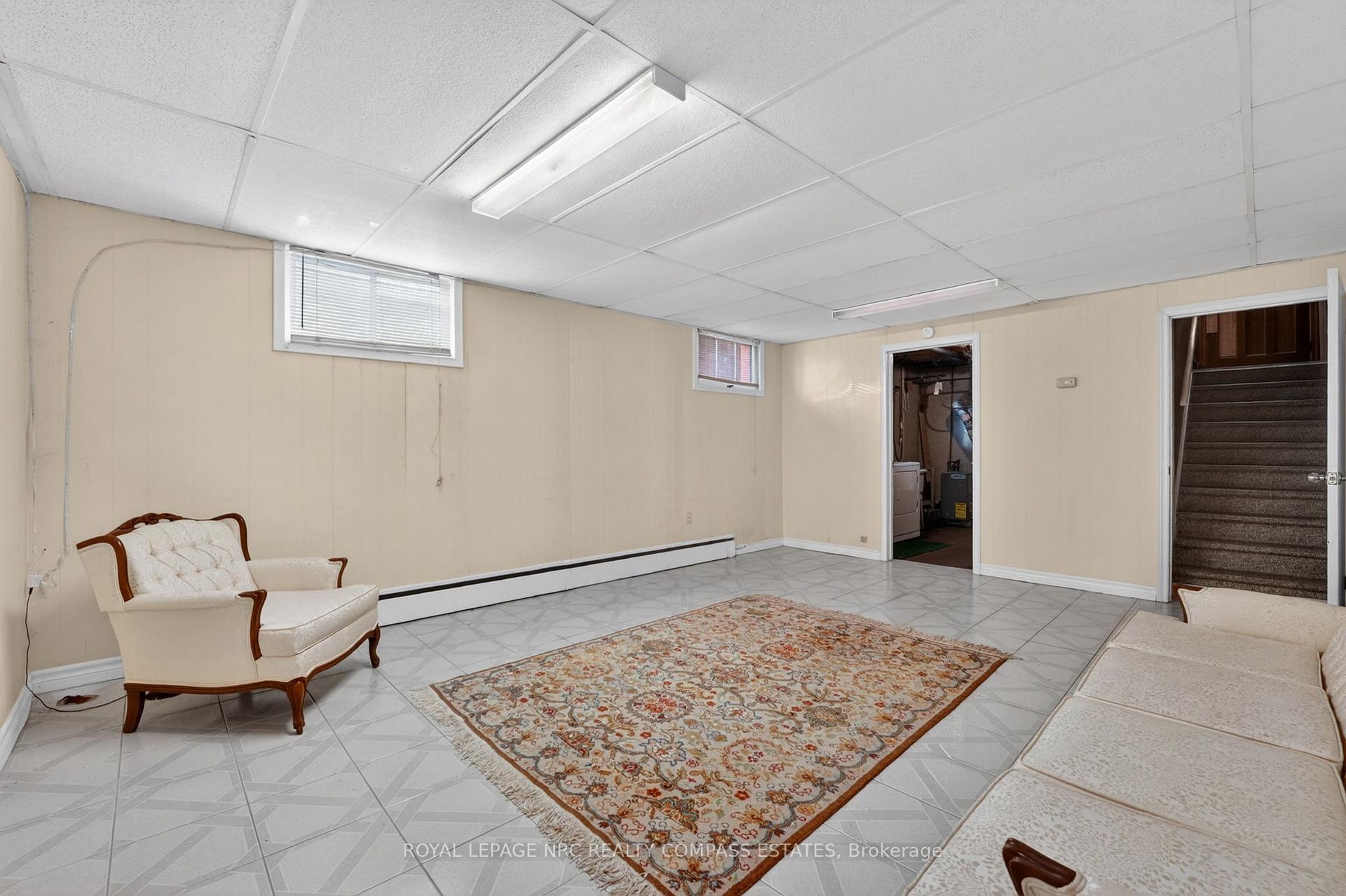Photo 24 of 6709 Montrose Road, Niagara Falls, West Wood — HOMEH